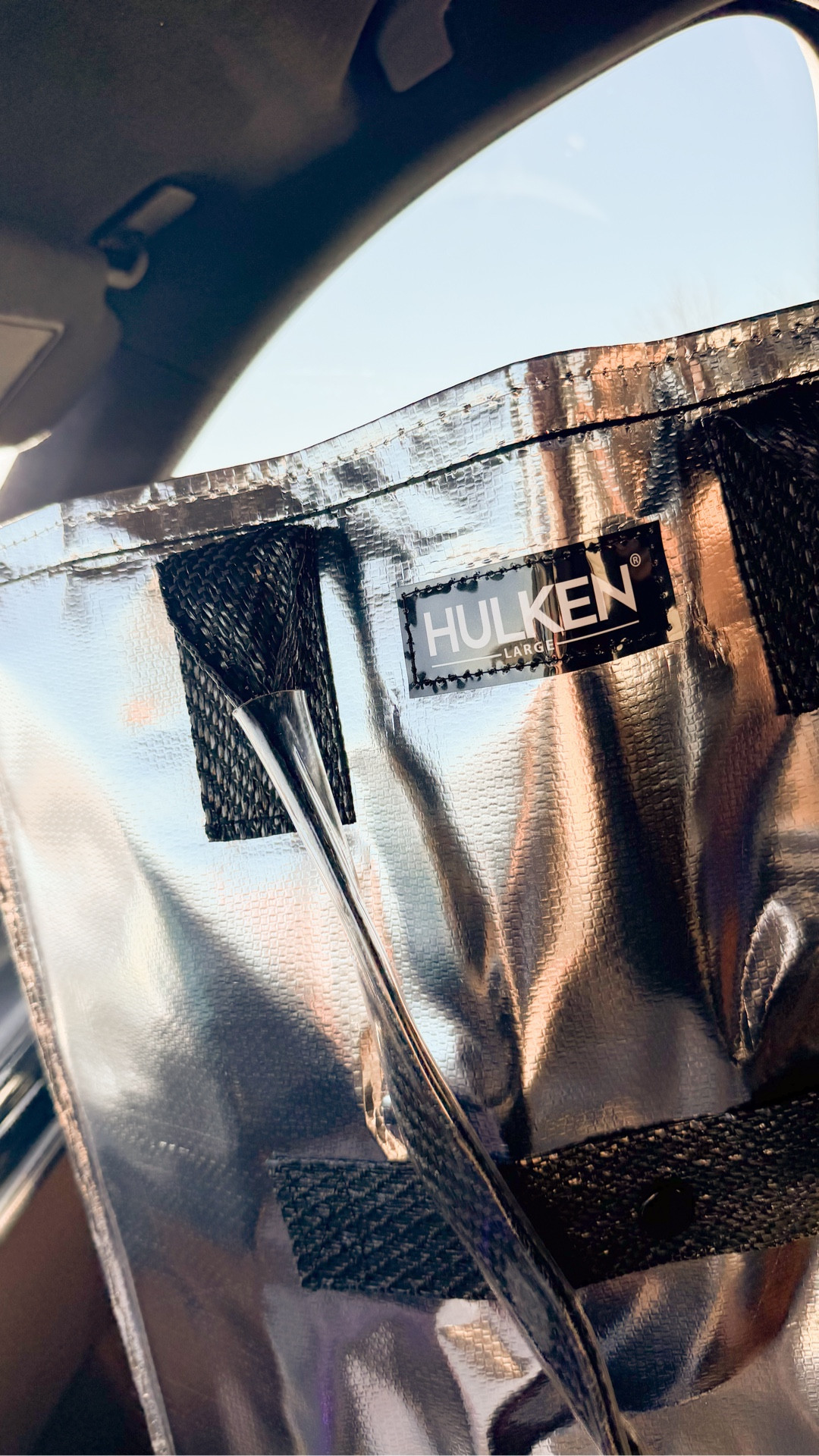The bag I didn’t know I needed ✨

Loaded it up with styling accessories for today’s job and I can already tell it’s going to get a lot of use!

Structured, roomy, and easy to carry into installs.


#ltkhome
#interiordesignlife
#designeressentials
#stylingday
#workbag
