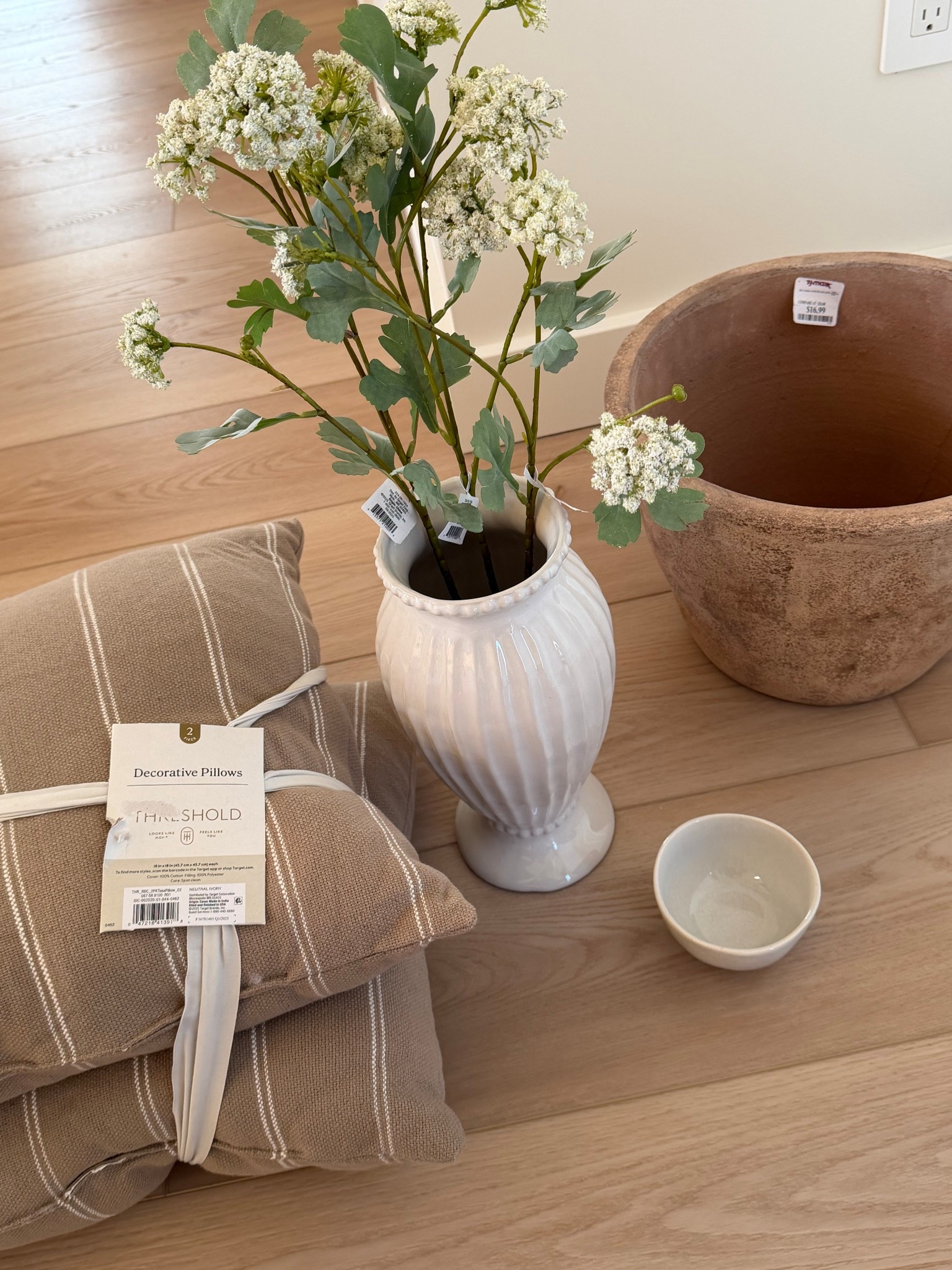 Some new spring goodies from Target and TJmax. The pot on the right is TJmax and they don’t have it online so can’t link that unfortunately. 

#LTKSeasonal