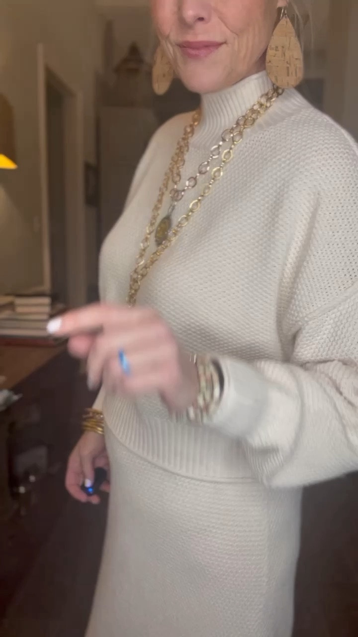 This Free People Hailee is really worth the hype. And the color options are fantastic. I really love the Plein Air color. It’s a gorgeous ice blue and linked below, too  