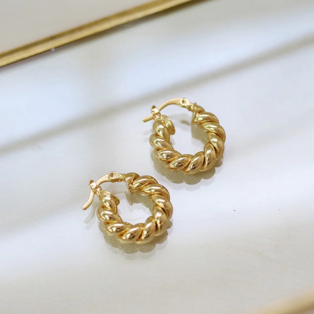 Oui, Amour Hoops (Small) | Taudrey