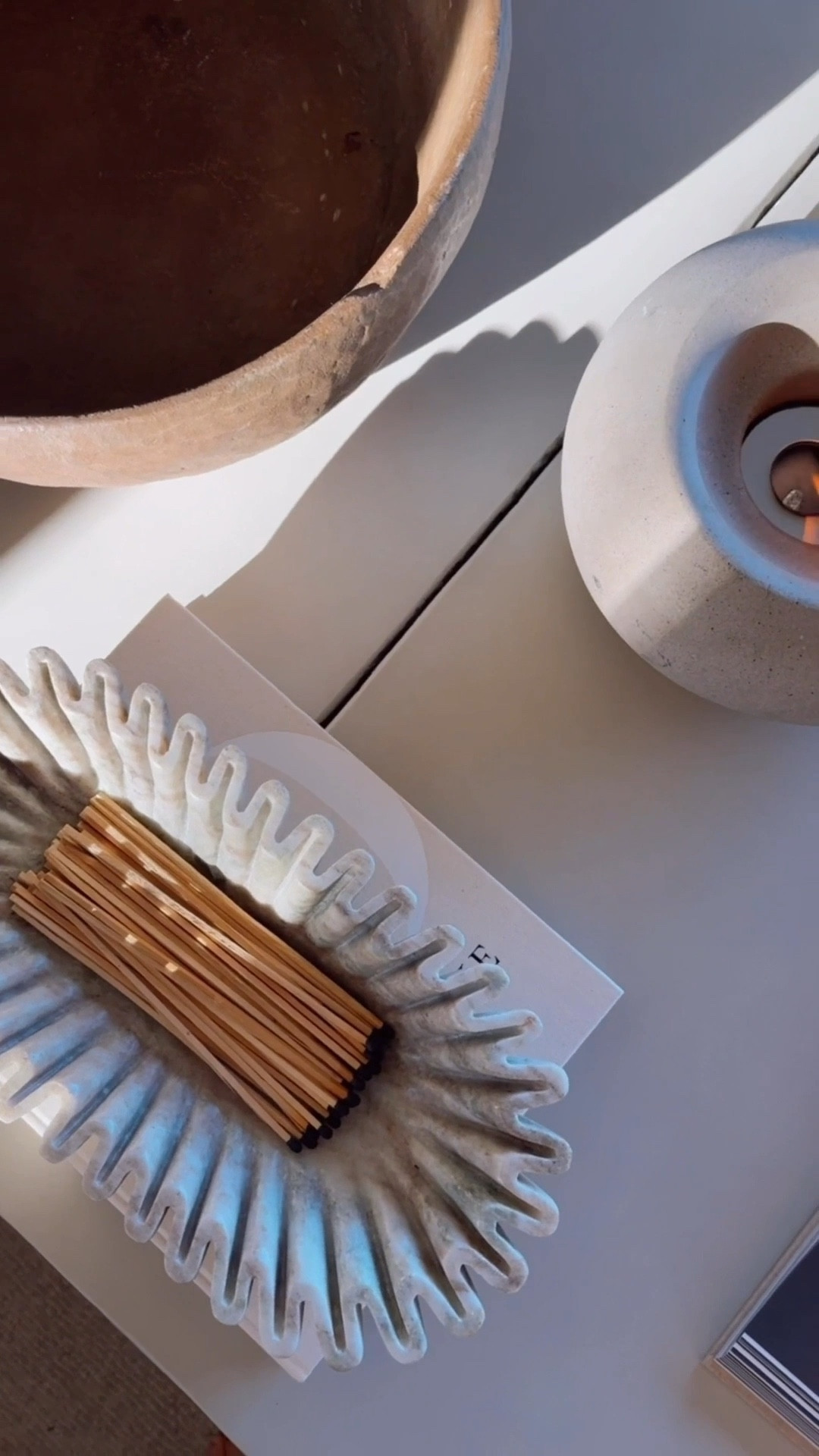 This bowl is unique and stunning! Perfect to style a console table, coffee table, or shelves! 

Ceramic stoneware bowl style with me neutral home finds modern home decor 

#summerthompsonstyles


#LTKvlog #LTKHome #LTKdayinmylife