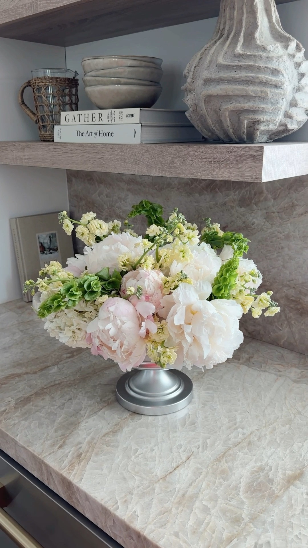 Another DIY floral arrangement with grocery store flowers 🌸

#flowerarrangement #vase #amazon #amazonhome #flowers #floralarrangement #peonies #summerflowers #springflowers #homedecor

#LTKTall #LTKSeasonal #LTKHome