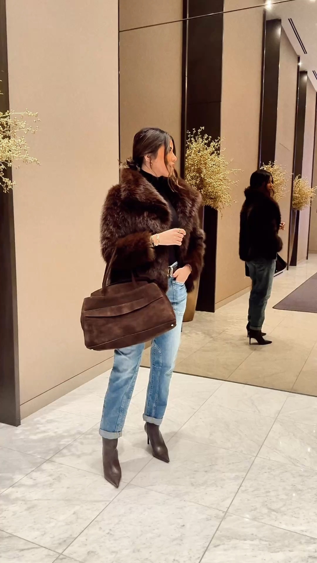 Winter Date night outfit 
Fur coat
Pilcro jeans


#LTKStyleTip
