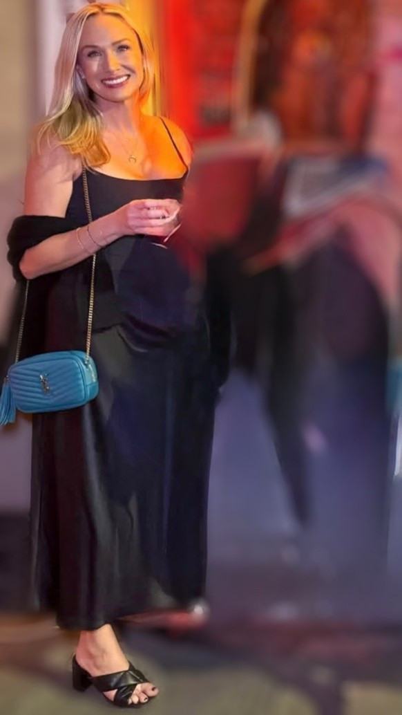 Italy evening edit 🖤 Black satin skirt + black Skims bodysuit + a pop of teal with my YSL bag. Linking this exact look + luxe-for-less dupes!

black satin slip dress outfit, YSL bag outfit, evening outfit inspo, date night dress, cocktail outfit ideas, luxury fashion dupes, little black dress, timeless night out outfit, Italy travel outfit, fall outfit


#LTKTravel #LTKOver40