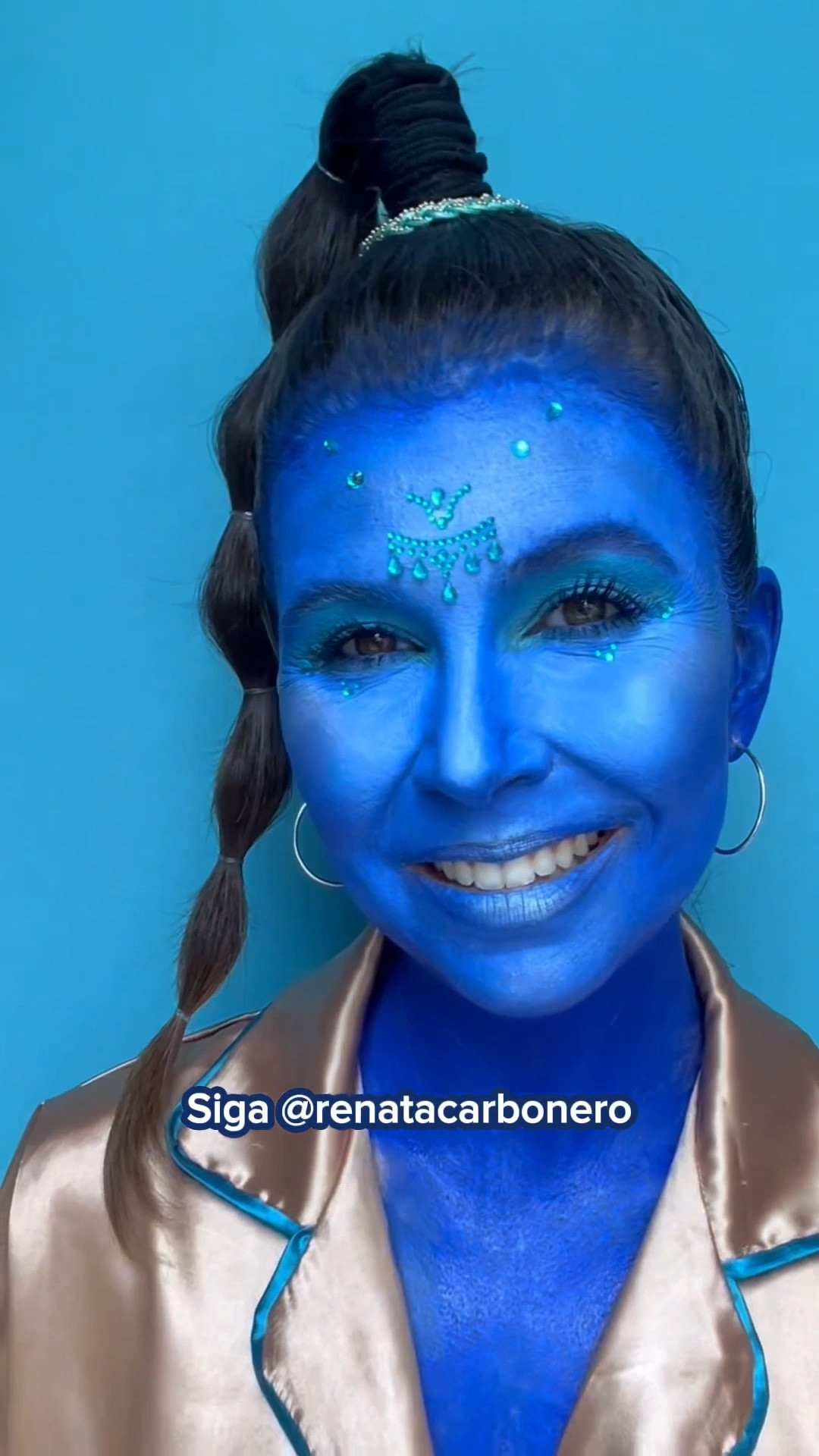 Vem conferir o dia que fiz uma maquiagem artística de Gênio da Lâmpada! 🧞‍♂️😮‍💨

Não foi fácil, mas no final deu tuuudo certo! 💙😜

#maquiagemartística 



#LTKbeleza #LTKbrasil