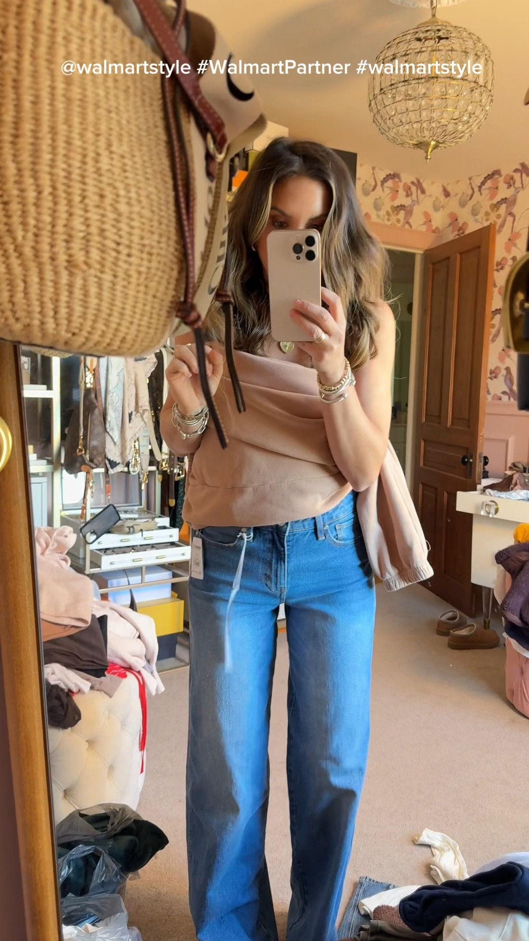 DYING OVER THIS $20 DENIM!!! ARE YOU JOKING!!???? I’m wearing a size 3/26. 

@walmartstyle #WalmartPartner #walmartstyle 

#LTKOver40 #LTKHoliday