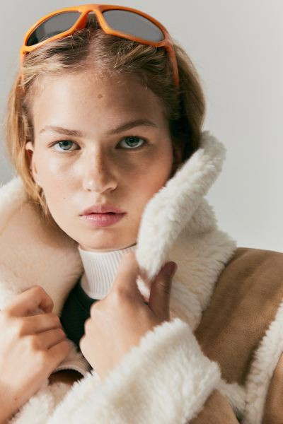 Teddy-lined jacket - Beige - Ladies | H&M GB | H&M (UK, MY, IN, SG, PH, TW, HK)