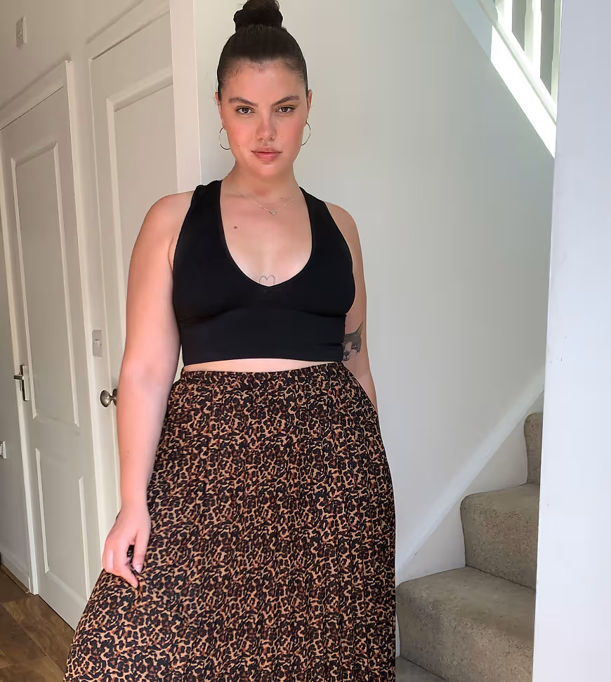 Simply Be pleated midi skirt in leopard print-Multi | ASOS (Global)