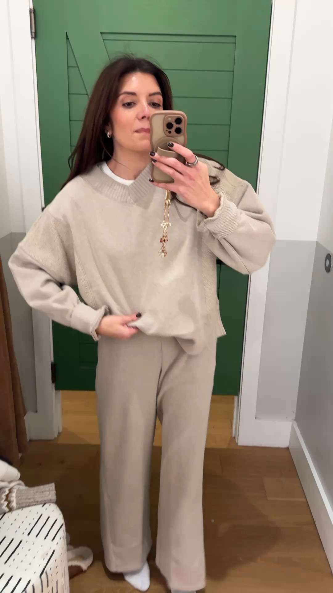 Cozy winter aerie try on! Everything up to 50% off!! I’m 5’7” wearing a size medium sweatshirt (prefer XS), wide leg sweatpants in XS.

@aerie

#LTKSaleAlert #LTKOver40 #LTKFindsUnder50