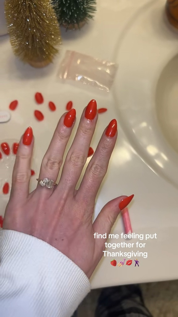 BEST PRESS ON’S EVER! This brand is Olive & June 💅🏼💋🤝

#LTKBeauty #LTKGiftGuide #LTKParties