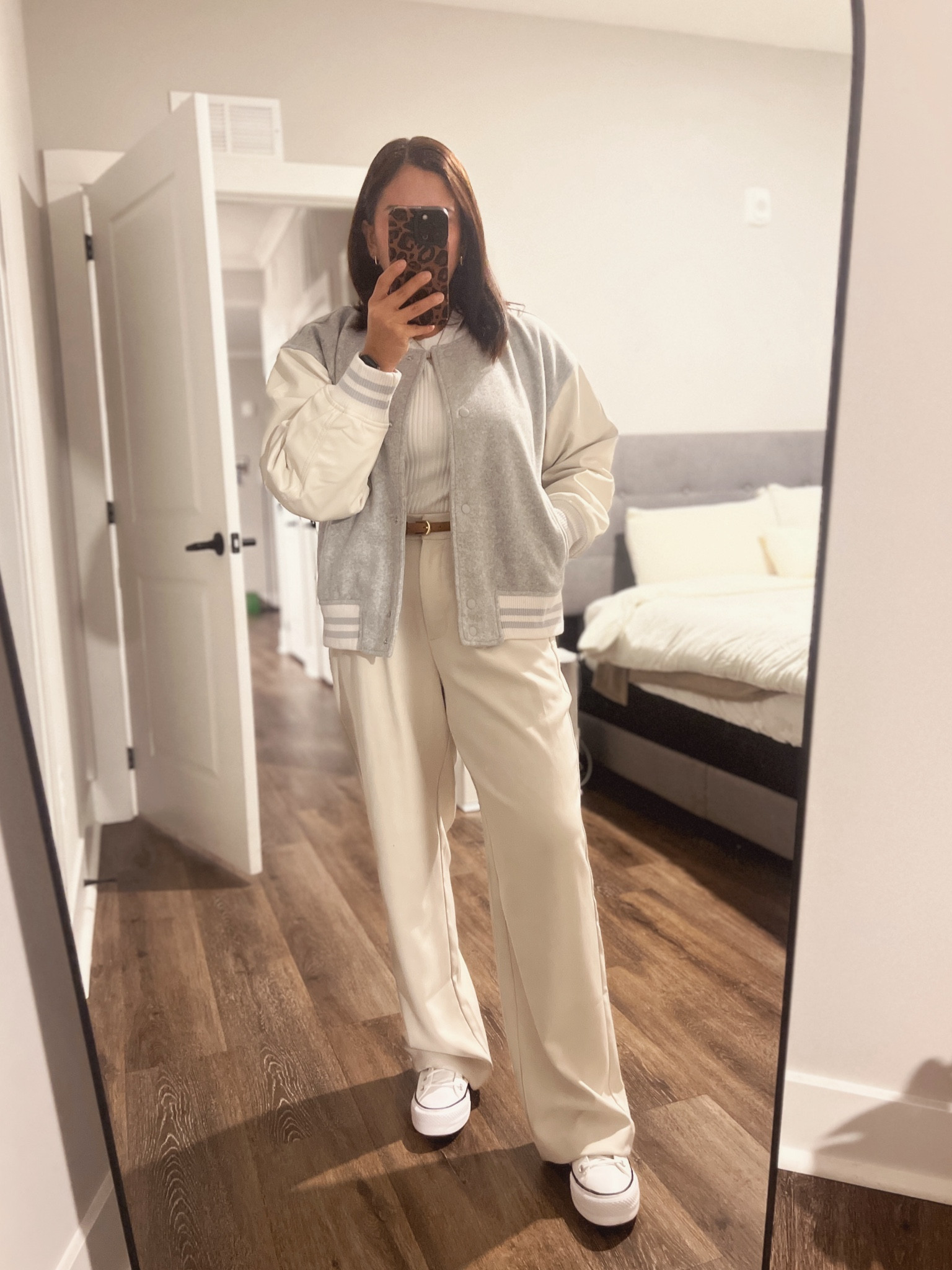 Trendy jacket from Old navy and it’s on sale 

#LTKMidsize #LTKStyleTip #LTKSeasonal