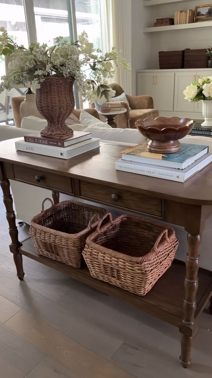 The refresh our living room was begging for 😍

#LTKSeasonal #LTKHome