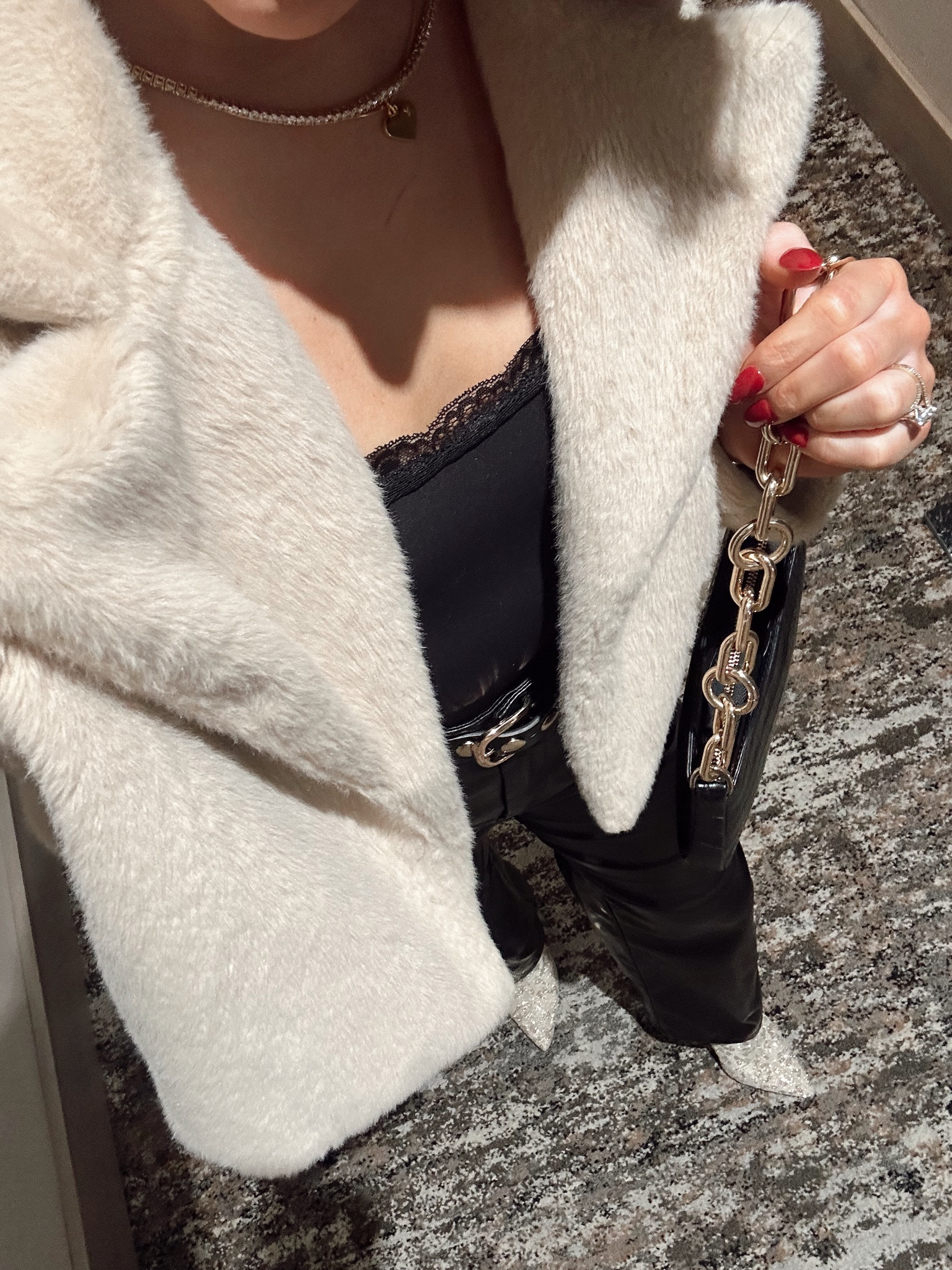 valentines dinner 🖤

#LTKStyleTip #LTKSeasonal #LTKTravel