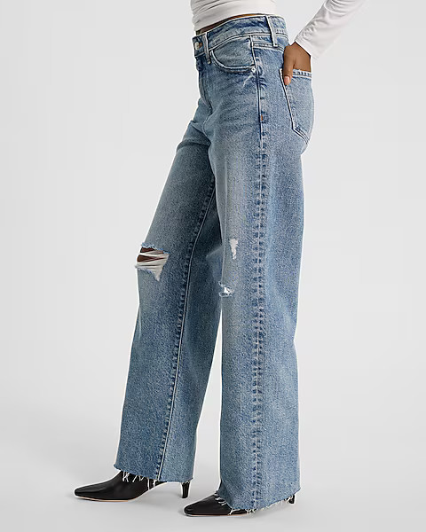 High Waisted Medium Wash 50/50 Rigid Stretch Ripped Wide Leg Jeans | Express
