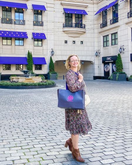 The Tory Burch Fall Event Sale is live! I was so honored to be invited to preview the sale at an influencer event and see the gorgeous pieces in person at the Chicago store. I’ve rounded up my top picks for you! 

#LTKHoliday #LTKSeasonal #LTKitbag