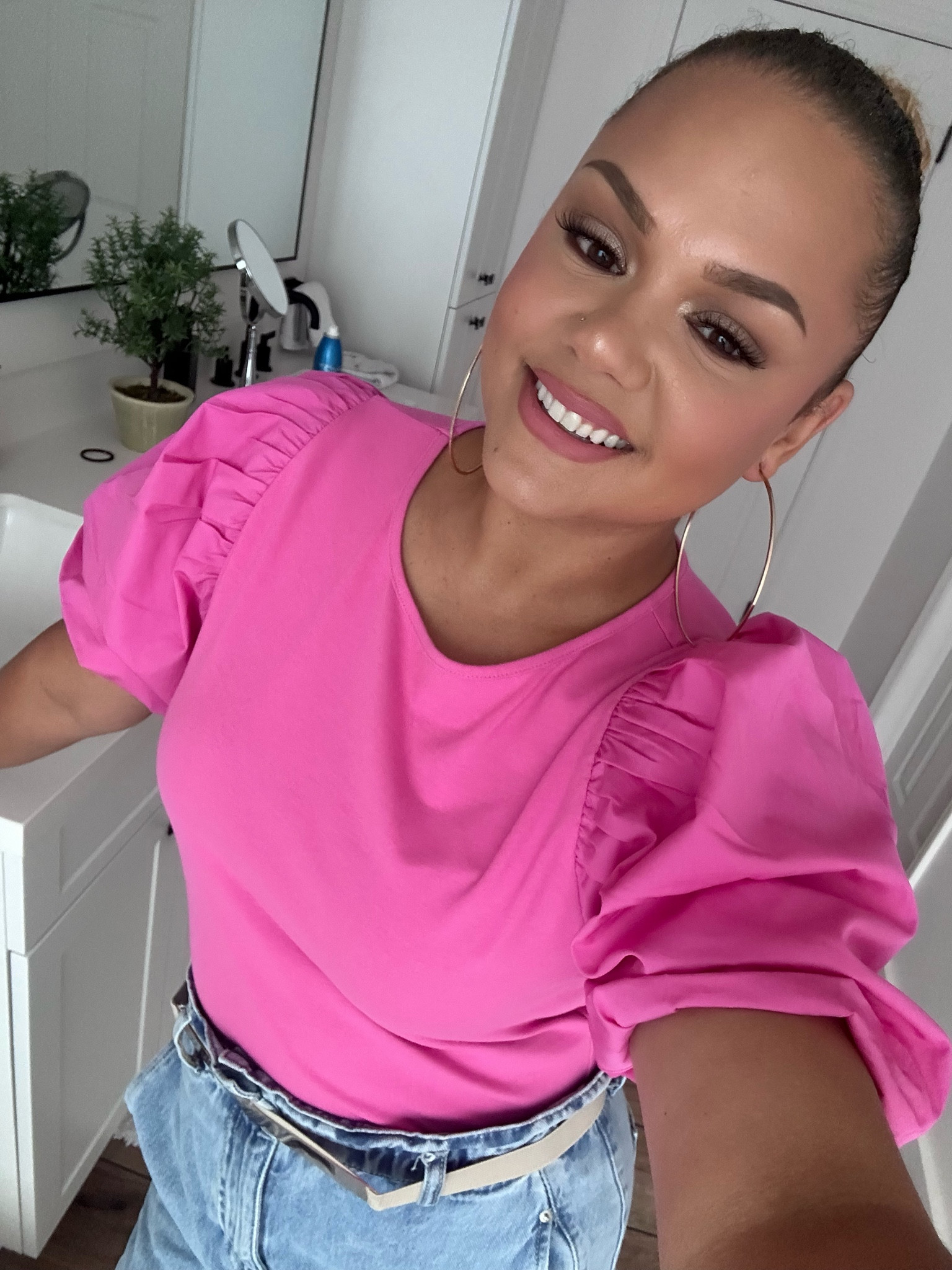 Puff short Sleeve T-shit. Super comfortable and easy to dress up or dress down!!! Worth getting in 6 colors 😂

#LTKworkwear #LTKstyletip #LTKBacktoSchool