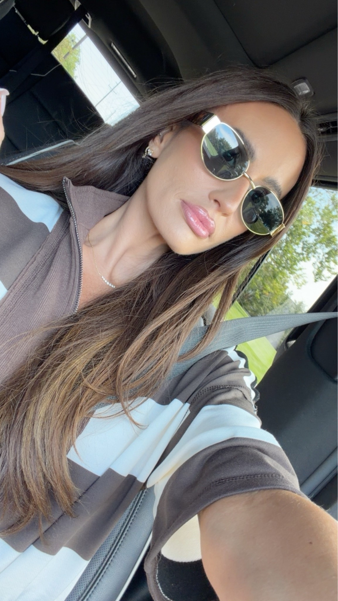 Use code SARAH35 sitewide on Vici

#LTKSaleAlert #LTKootd