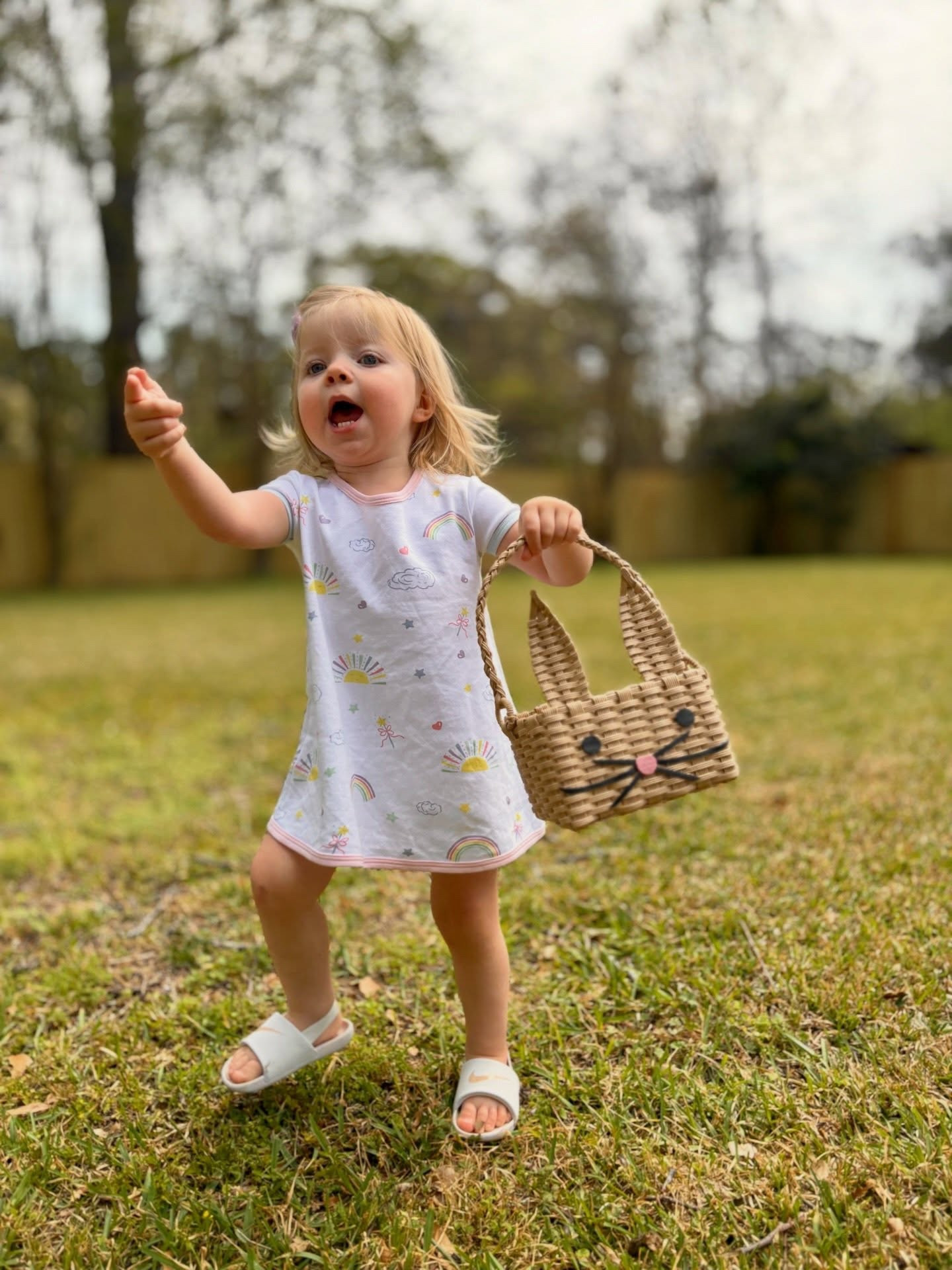 Addison’s #ootd • Coming to an Easter egg hunt near you! 

📸  by Maya