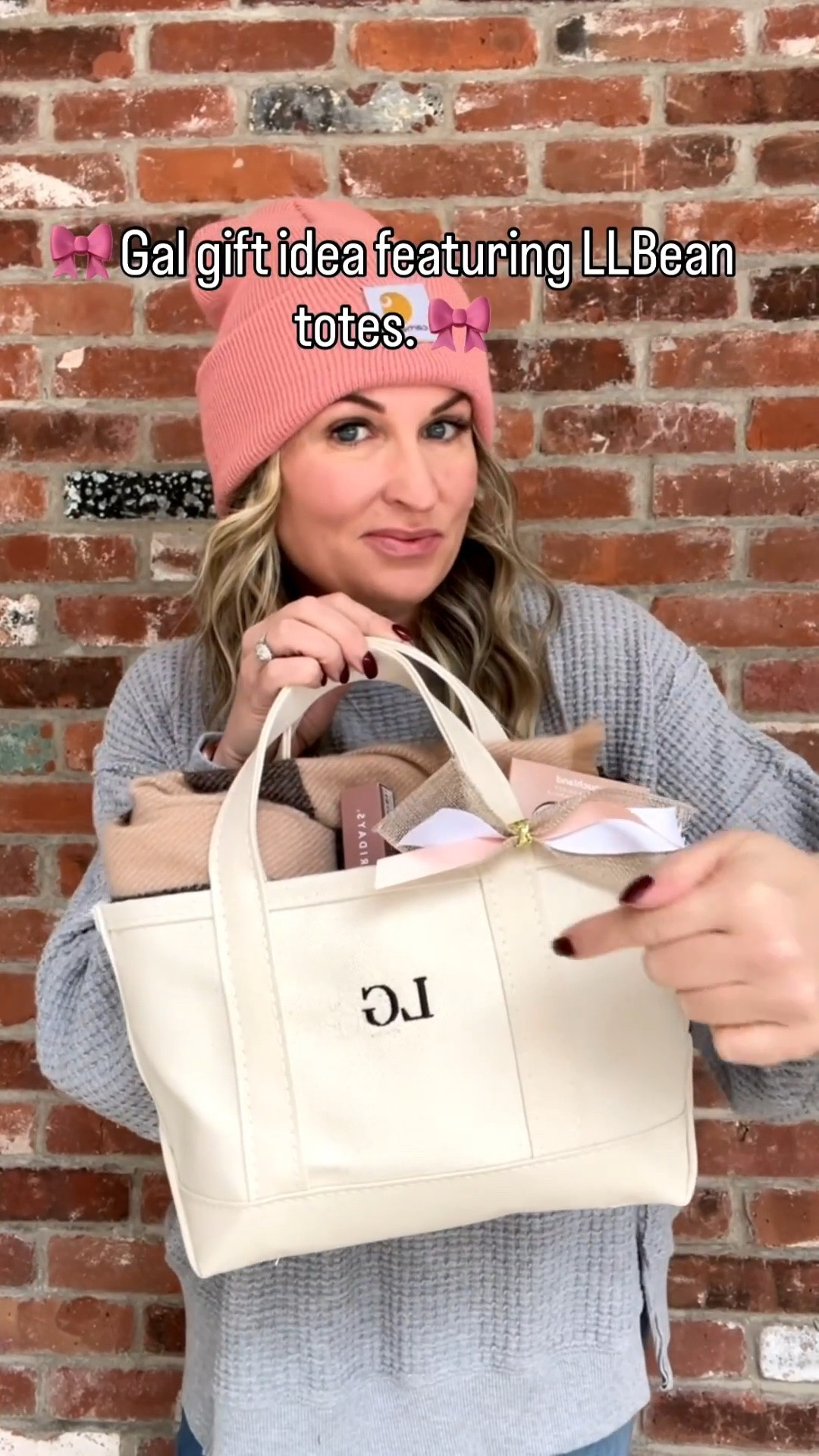 These LLBean totes make amazing gifts for Valentine’s Day, Mother’s Day, Easter, Bridal party, Girlfriends, or anytime! 🎀

#LTKBeauty #LTKmomlife #LTKMidsize