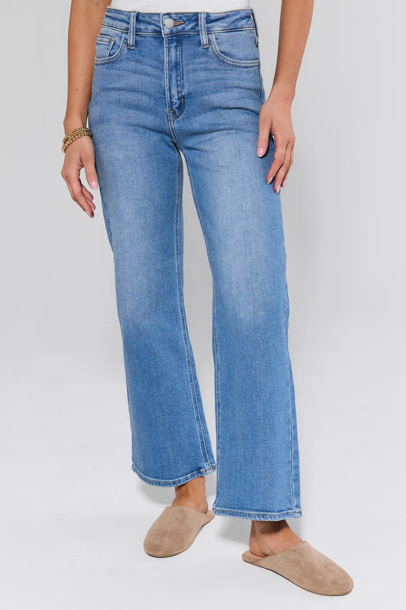 Hailey Medium Wash Straight Leg Jeans | Avara