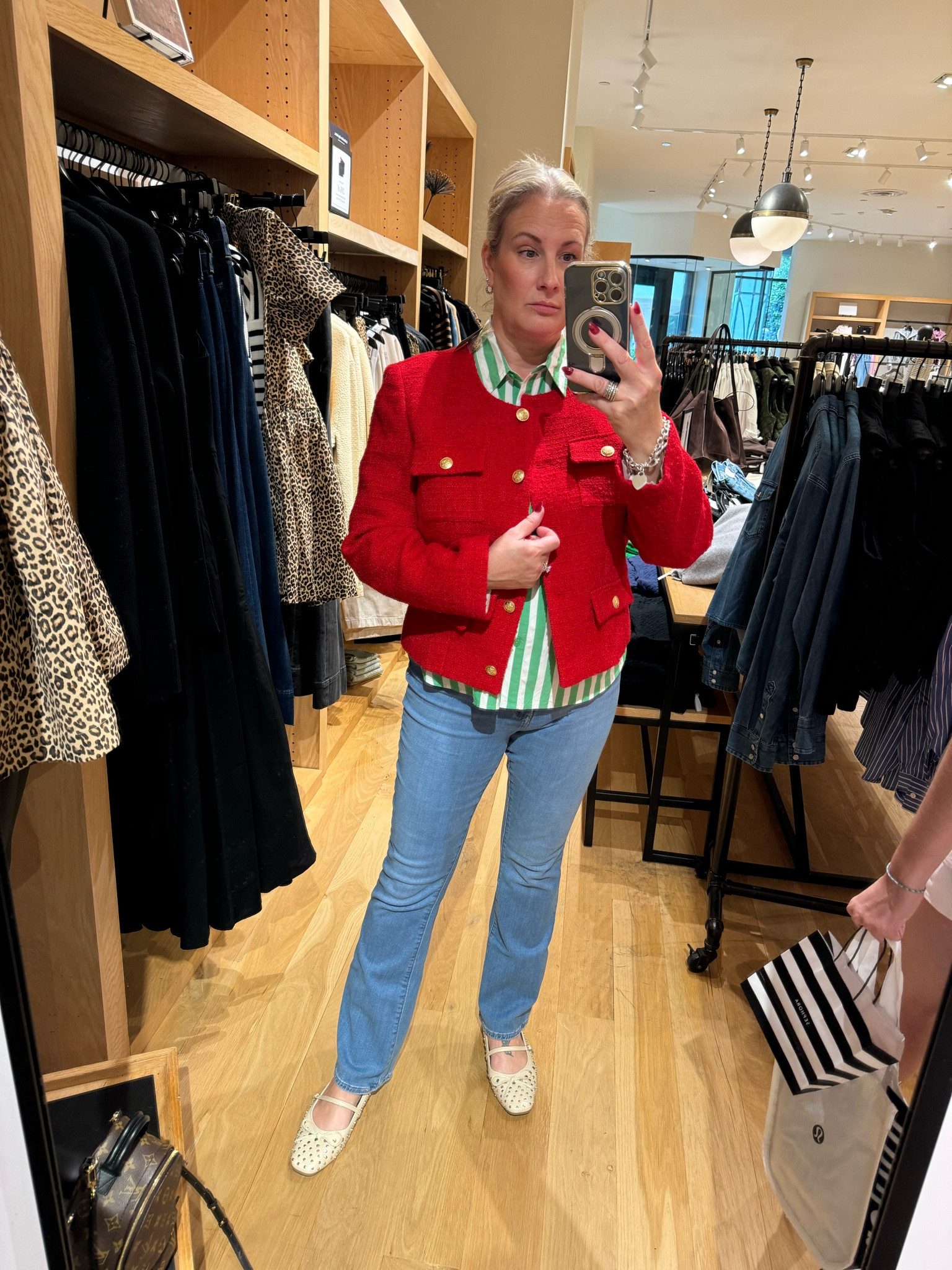 This Jcrew Red Lady Jacket stole my heart!  Everything about it was perfect.  Completely lined and a pretty red tweed!  Would be great for Holiday parties.  I think I need it in all three colors



#LTKOver40 #LTKMidsize #LTKWorkwear