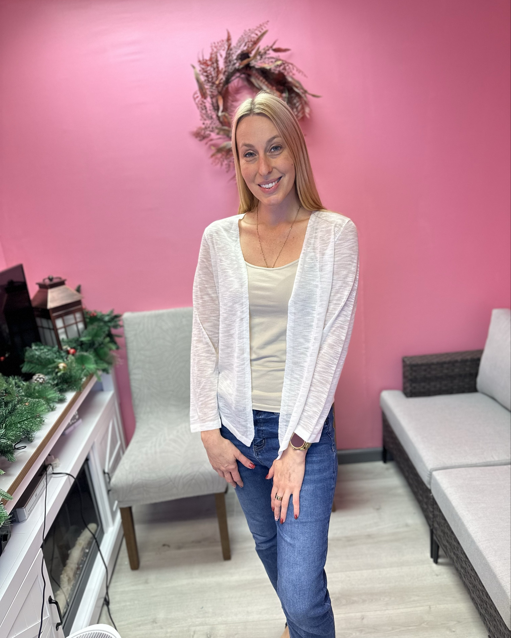 White light cardigan for springg
🤍 this is very thin but gives a cute cover up for dresses and tops and bottoms 
🤍it does have stretch but doesn’t close
🤍 fits true to size, wearing size small and I am 5’10”


#LTKFindsUnder50 #LTKFindsUnder100 

#LTKTall