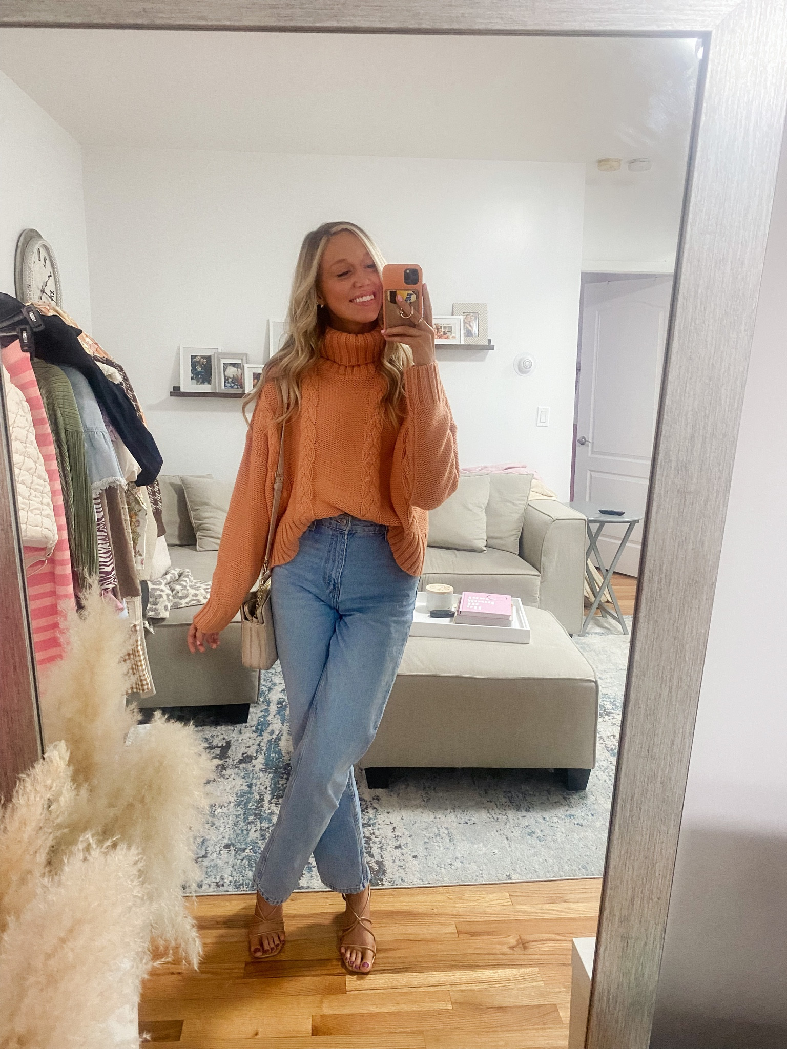 First fall fit of the year🍂 These jeans are my new favorite pair! Fit true to size- I’m wearing size 4  

#LTKunder50 #LTKsalealert #LTKSeasonal