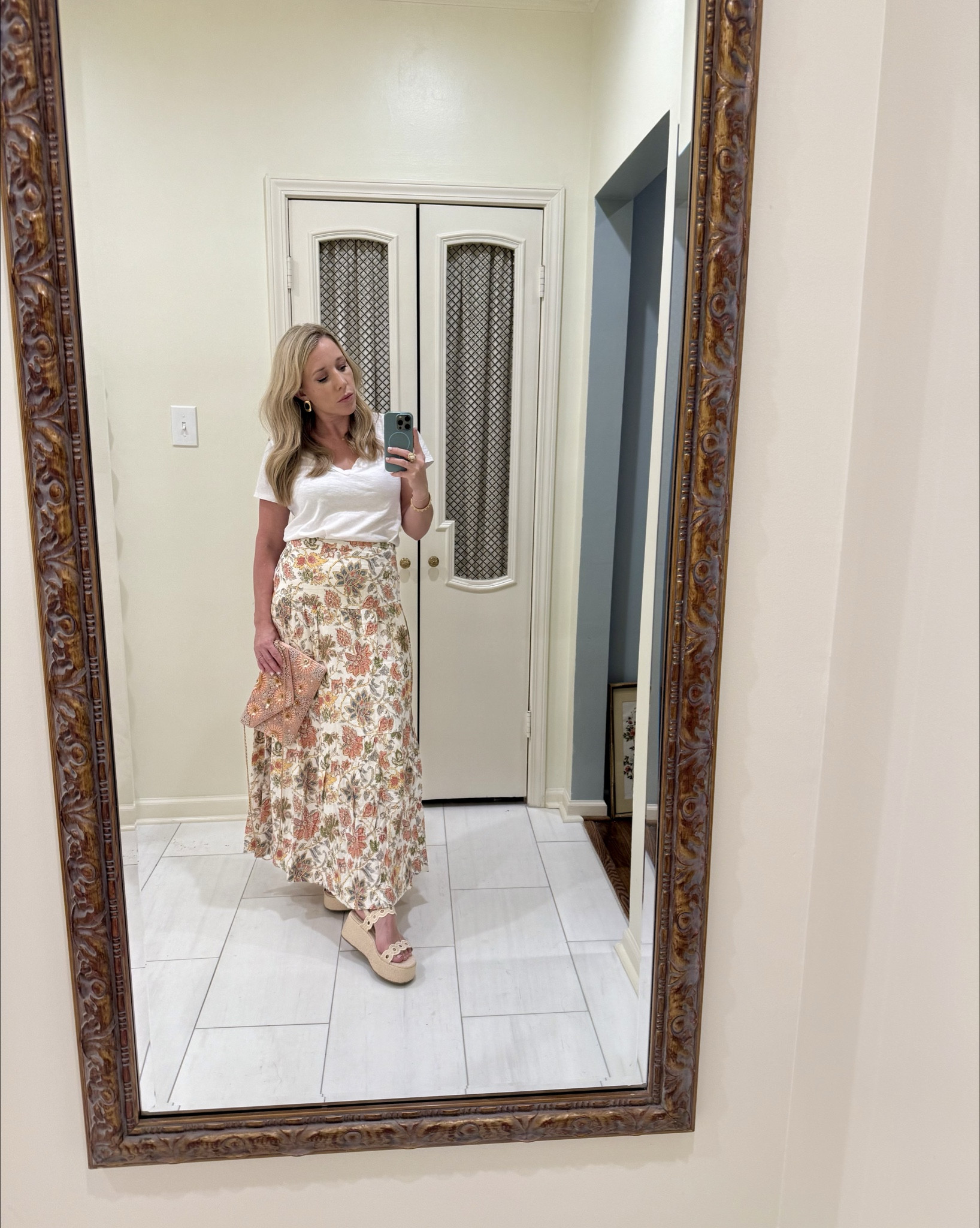Just discovered this new brand! This maxi skirt will take you from summer to fall! The perfect transitional look—pair it with a white oxford and chunky gold necklace to elevate it more!

#LTKStyleTip #LTKSeasonal