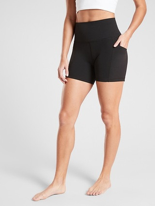 Salutation Stash Pocket II 5" short in Powervita | Athleta