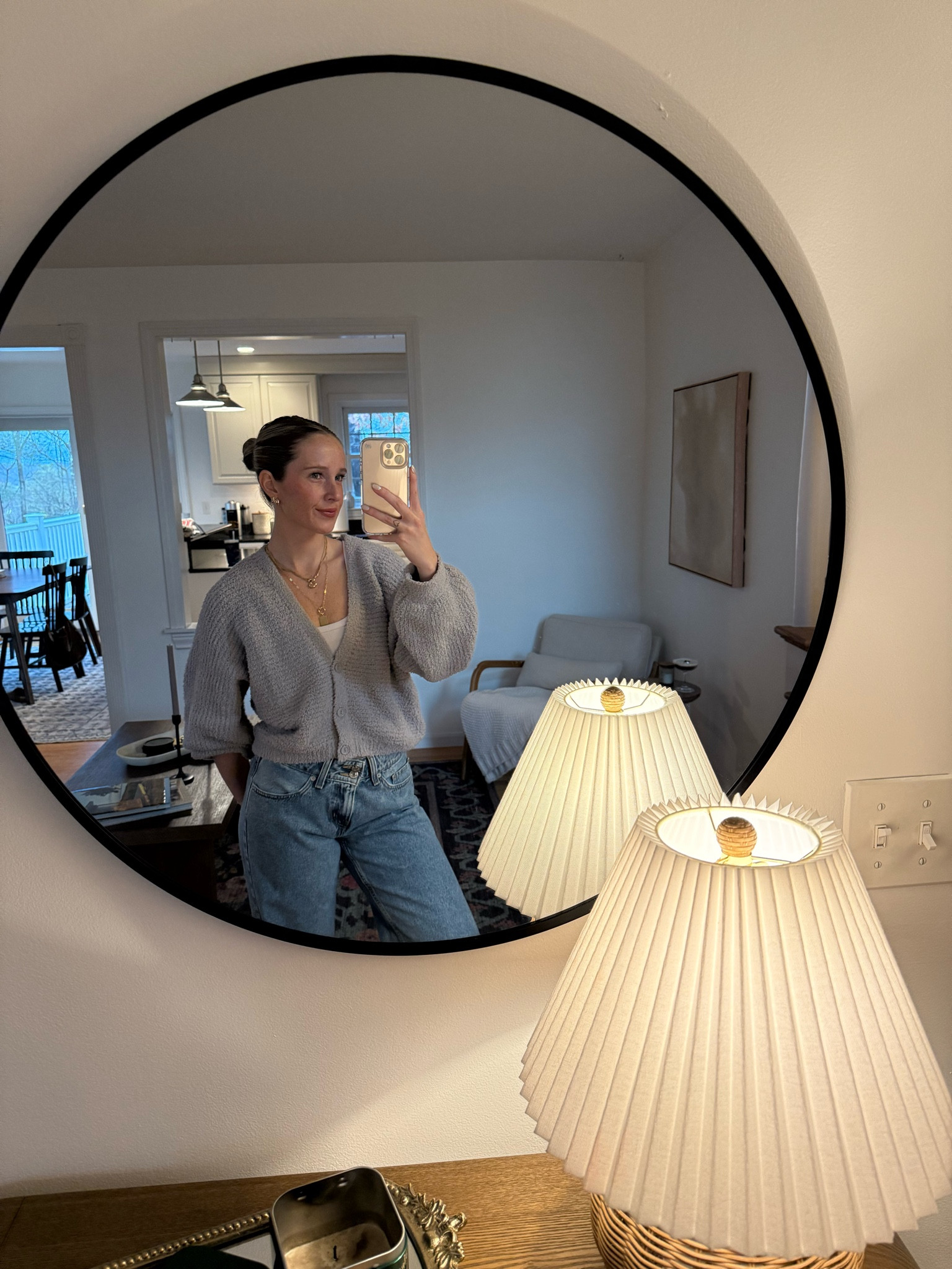 Low-pro Levi’s Jean are currently a favorite right now! Sit perfectly on the hips and just the right amount of baggy. Sized up to a 27 normally a 25-26