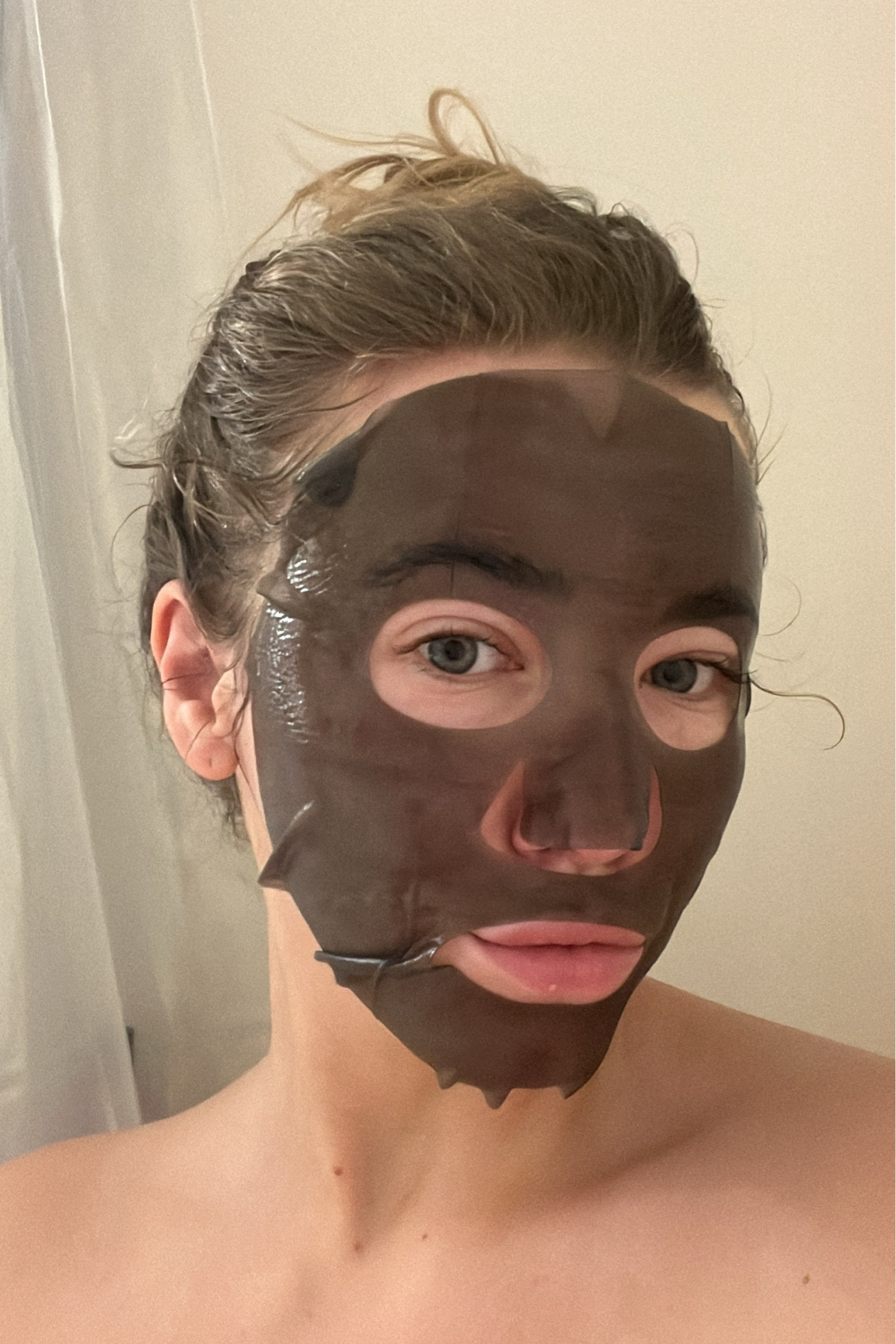 If you guys are struggling with dry skin this winter… add in professional grade hydrating sheet mask. This will help your skin from losing water and feeling dry! 

My favorite is this one from Image Skincare… pro tip is to keep it in the fridge for a cooling effect when applied! It feels incredible ❄️

#LTKfindsunder50 #LTKbeauty #LTKGiftGuide