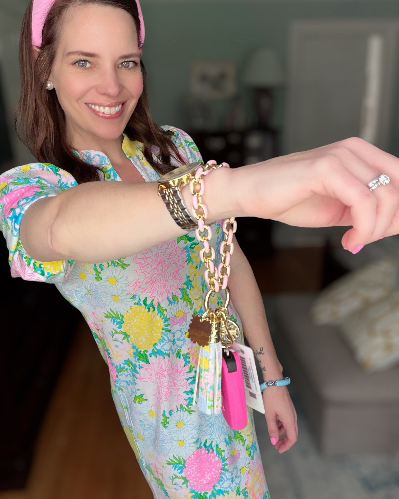 Lilly Pulitzer Keychain Bracelet 💗 Cute & Practical Accessory


Such a fun and functional accessory 💗 This Lilly Pulitzer keychain bracelet is perfect for keeping your keys close while still looking cute and put together!

I love the pink and gold chain detail paired with the printed tassel—it adds the perfect pop of color and makes it easy to grab your keys on the go. It’s lightweight, fits comfortably on your wrist, and is a total everyday essential ✨

Perfect for busy days, errands, or moms on-the-go who want something stylish and practical!

Lilly Pulitzer accessories, keychain bracelet, wristlet keychain, cute everyday accessories, pink and gold accessories, preppy style, functional fashion, on the go essentials

#LTKmomlife #LTKOver40 #LTKootd