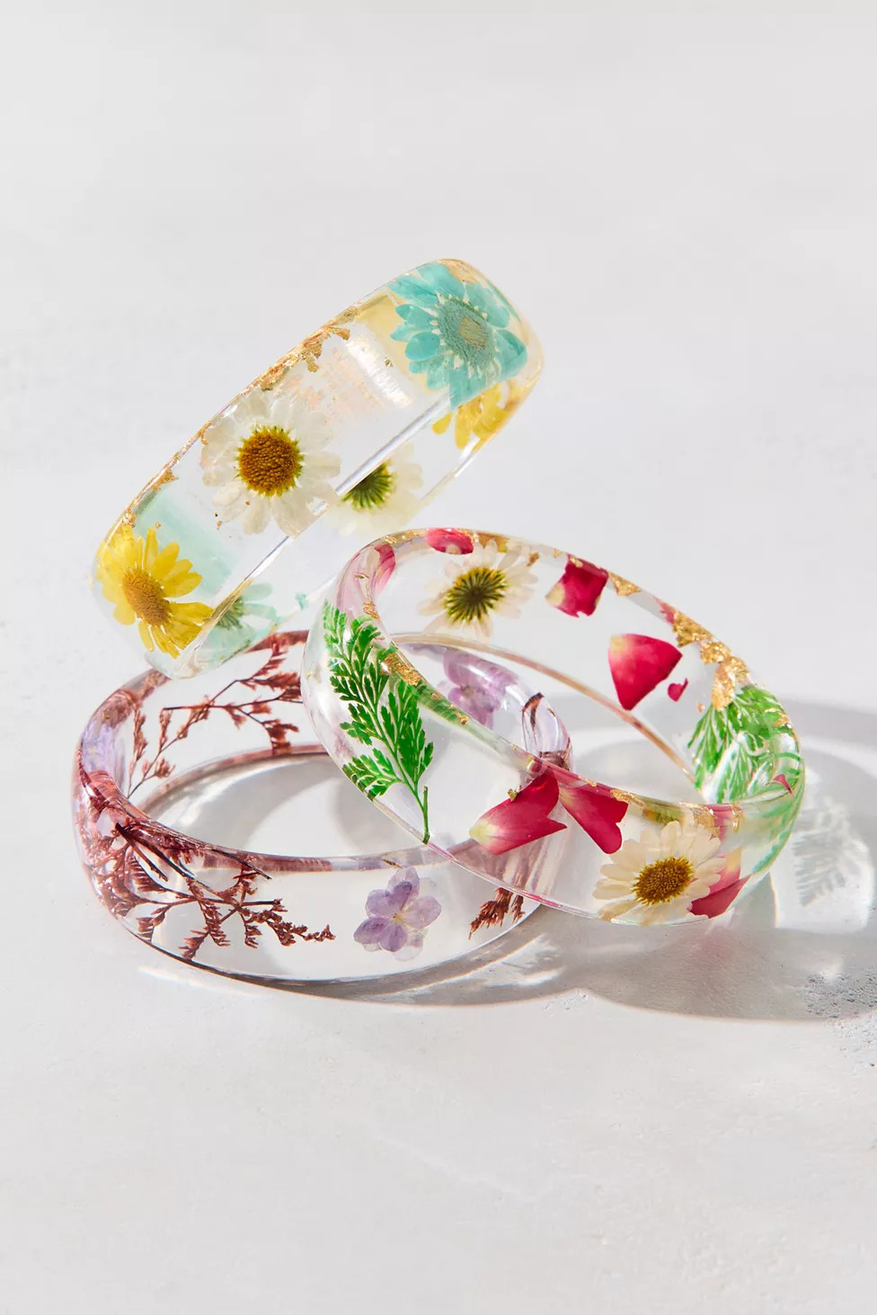 Bloom Flower Chunky Acrylic Bangle Bracelet | Urban Outfitters (US and RoW)