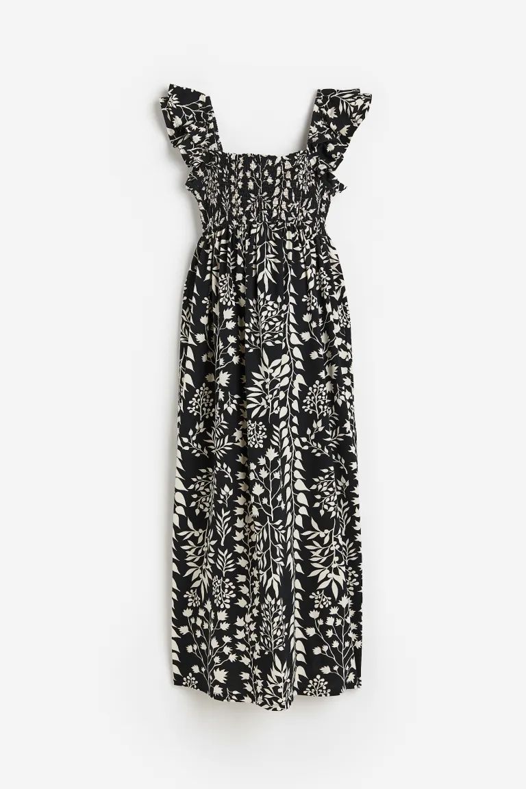 MAMA Smocked dress | H&M (UK, MY, IN, SG, PH, TW, HK)