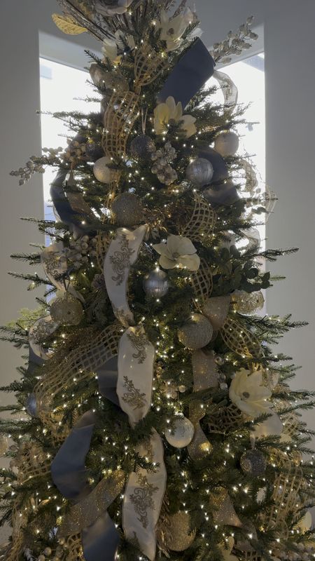 White, gold and blue Christmas tree decor 🎄

#LTKHoliday #LTKSeasonal #LTKhome