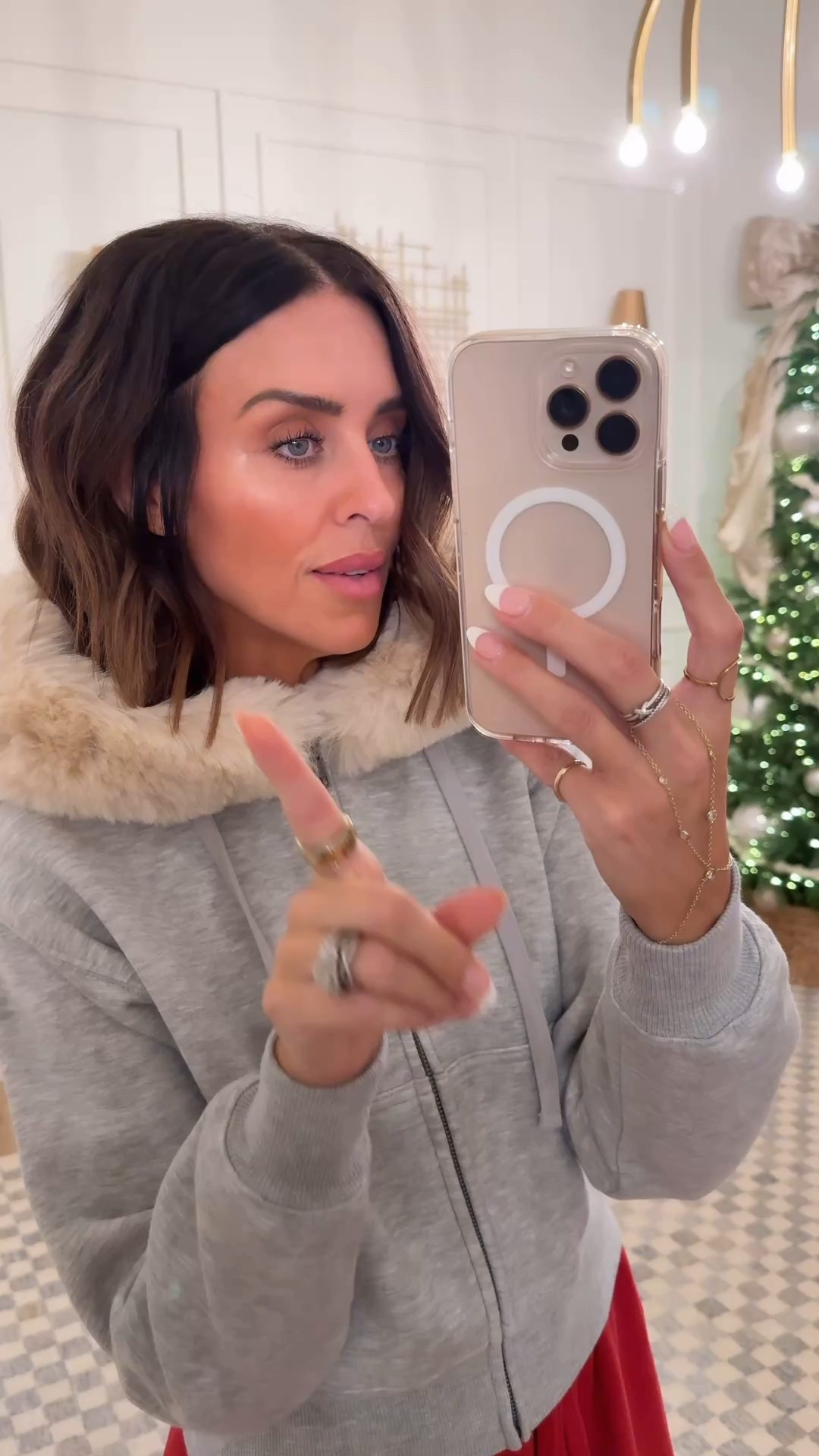 Faux fur lined zip up hoodie - run tts



#LTKFindsUnder50 #LTKSaleAlert #LTKFindsUnder100