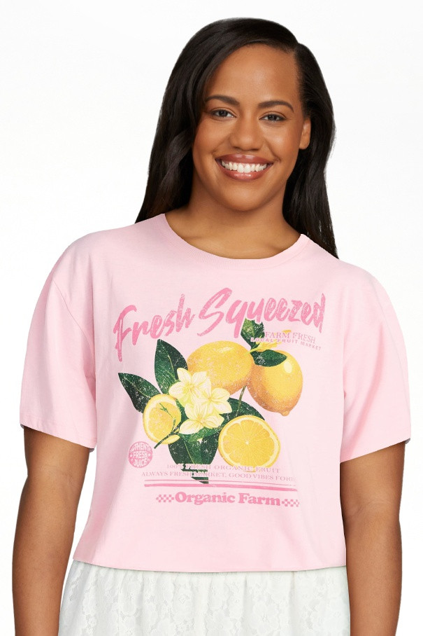 No Boundaries Boxy Cropped Graphic Tee, Women's XXS-XXL | Walmart (US)
