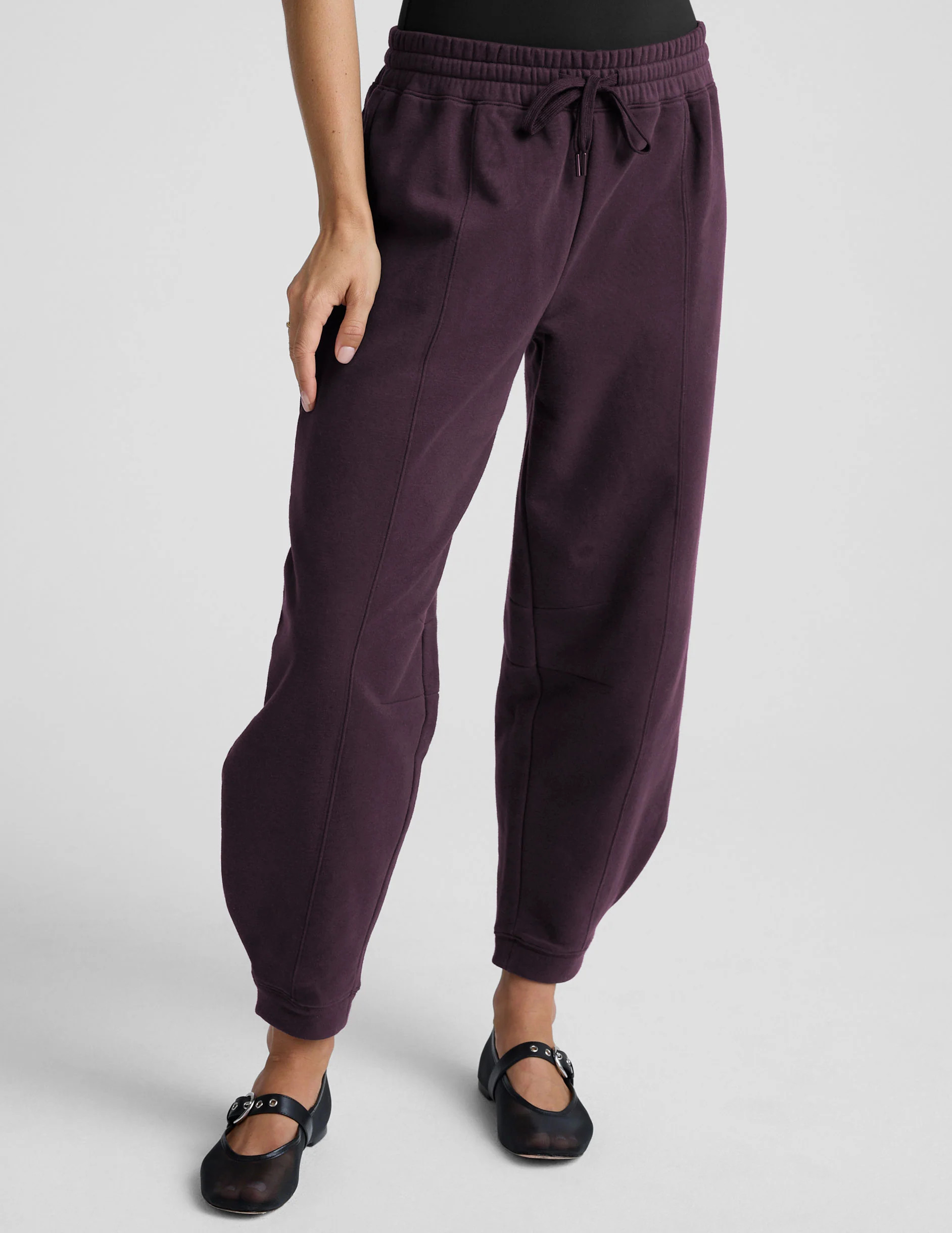LuxeFleece Barrel Sweatpant | Beyond Yoga | Beyond Yoga
