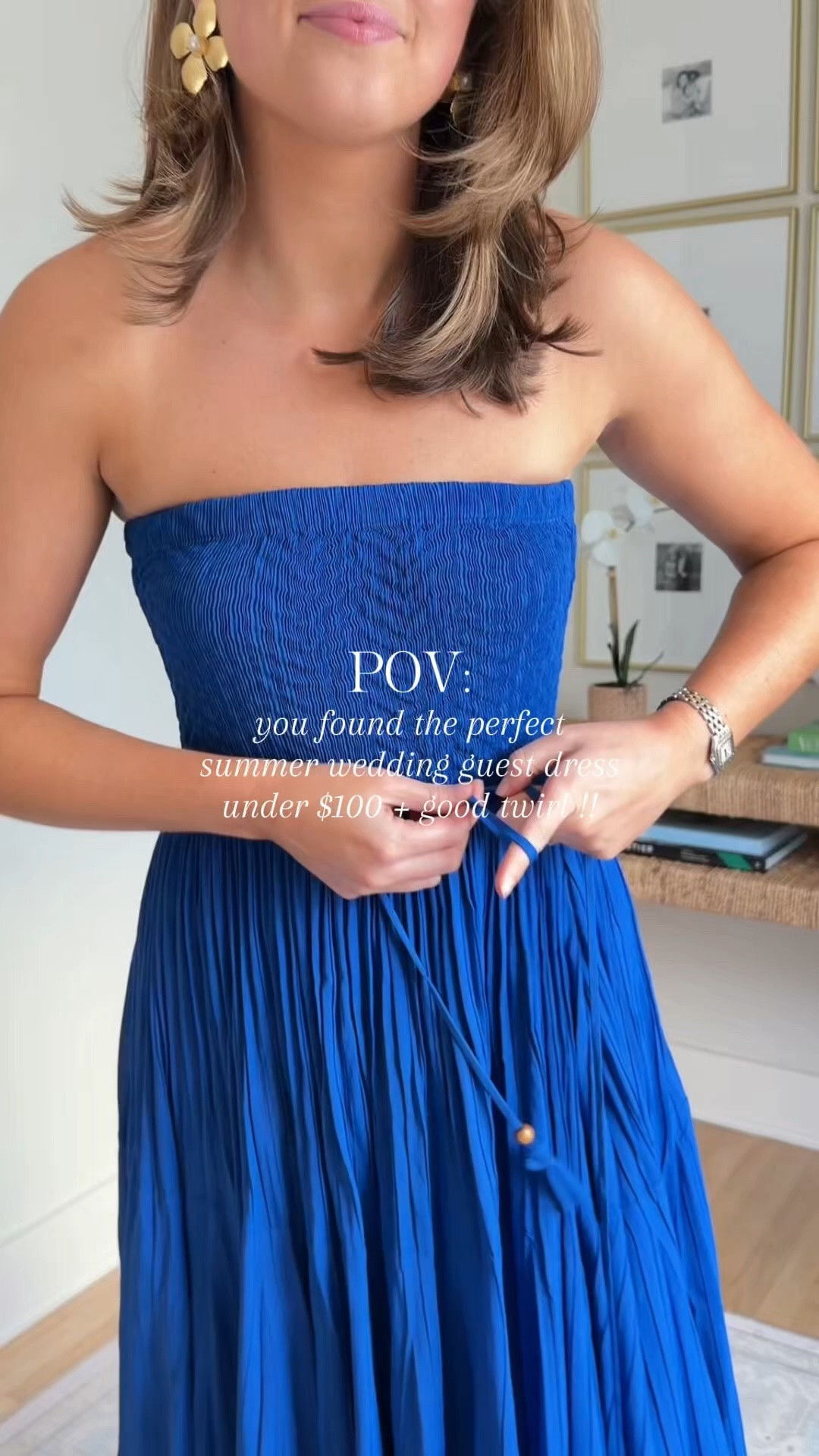 The perfect summer wedding guest dress! Wearing a S - has a lot of stretch 💙