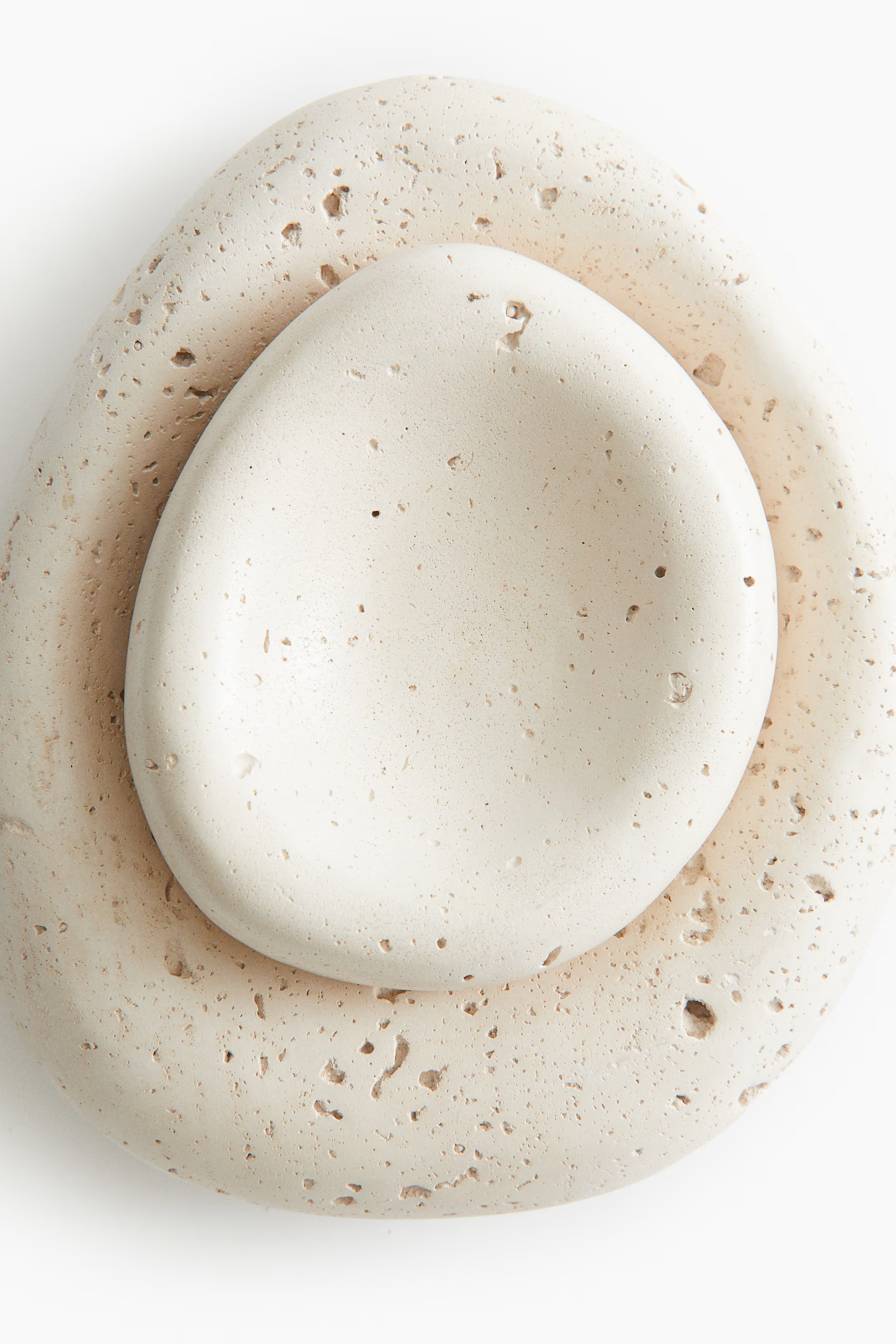 Large asymmetric stoneware bowl | H&M (US + CA)