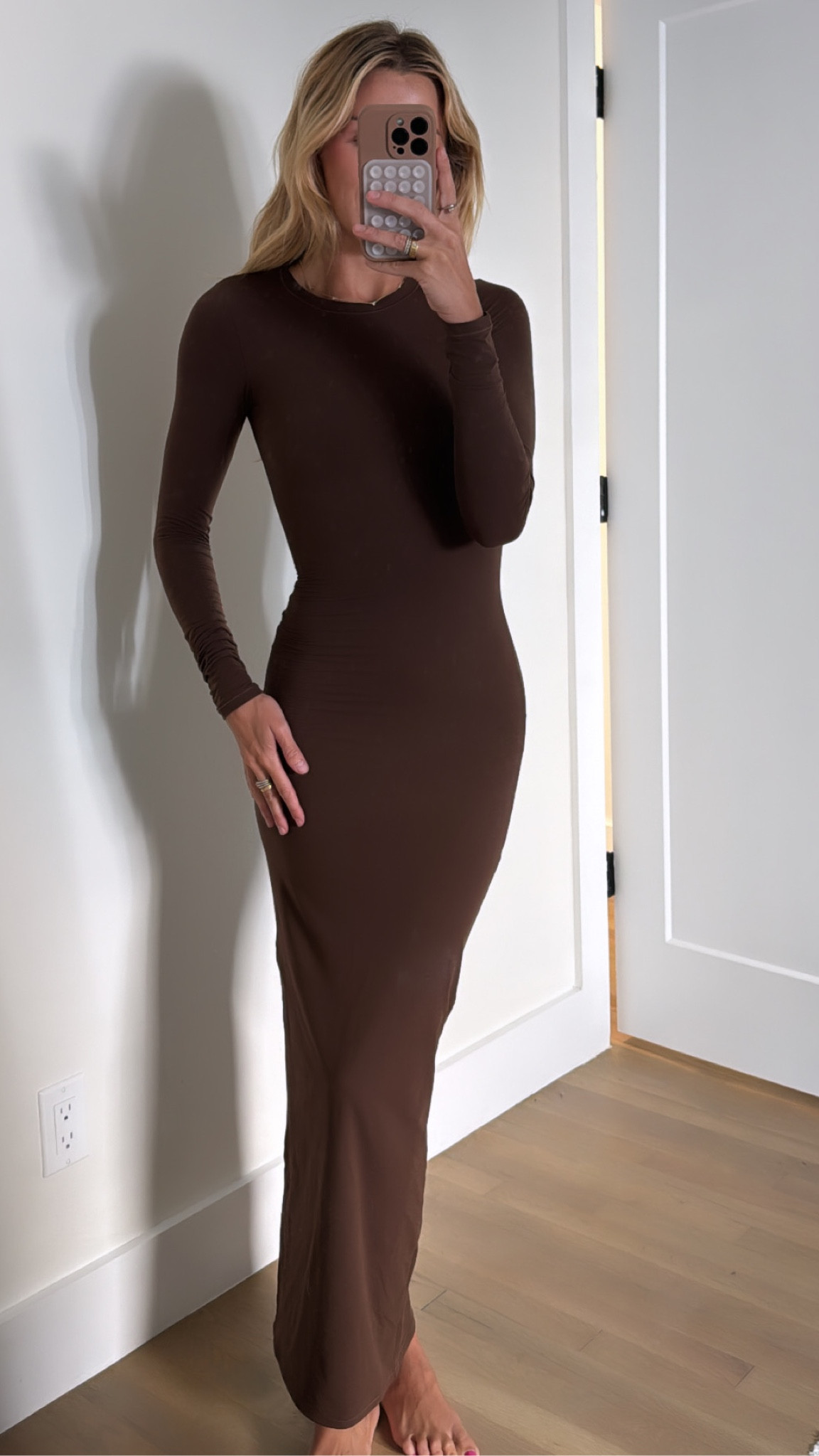 wearing xs, dress for holidays
Black Friday: Spend Only $150* and Earn a $75 Gift Card! 
Plus, 15% OFF* Beauty. 
Use code HELLOBFSF. Valid 11/22-11/25 @saks #sakspartner