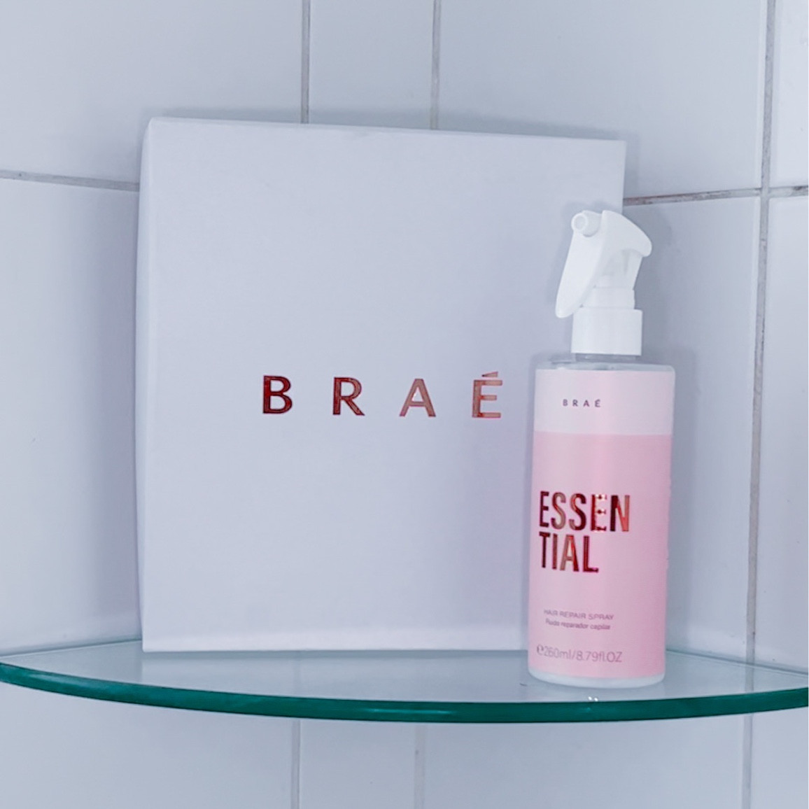 Hoje foi dia de tratamento com Brae Hair Care, empresa de cosméticos capilares de alta qualidade e que tem produtos para todos os tipos de cabelo com o Essential! Usei ele como reparação entre o shampoo e o condicionador e depois como leave-in e amei! Super recomendo essa experiência da BRAÉ! O queridinho da internet já está na minha rotina de cuidados

#LTKSale #LTKbrasil #LTKbeauty