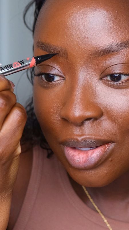 Ok! So — this is different for me! Do you like using a felt-tip brow product vs. a pencil? #makeup #maybelline #howtofillineyebrows #eyebrowtutorial #newmakeup

#LTKVideo #LTKFindsUnder50 #LTKBeauty