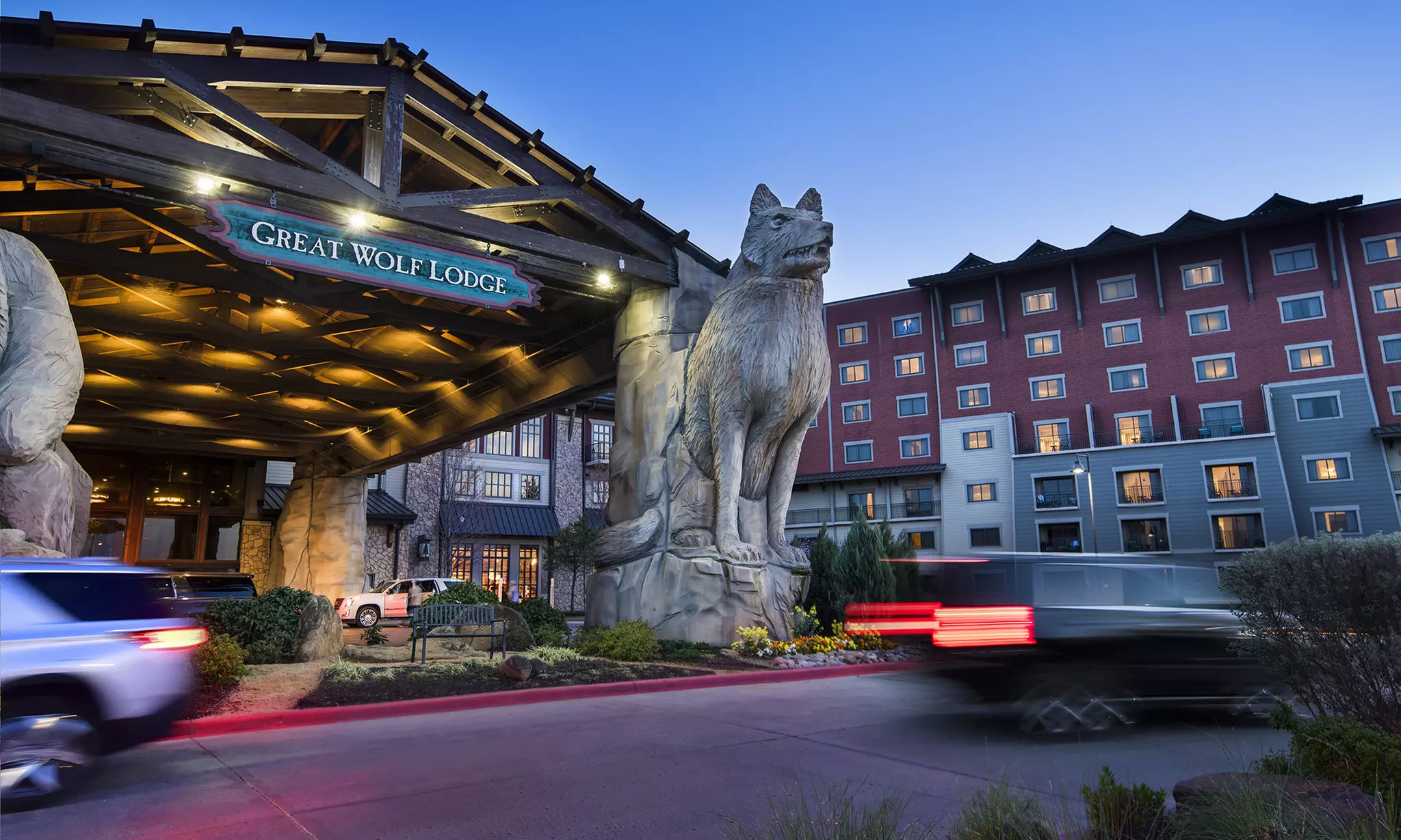 Hotel Stay with Daily Water Park Passes at Great Wolf Lodge Grapevine in Texas | Groupon North America