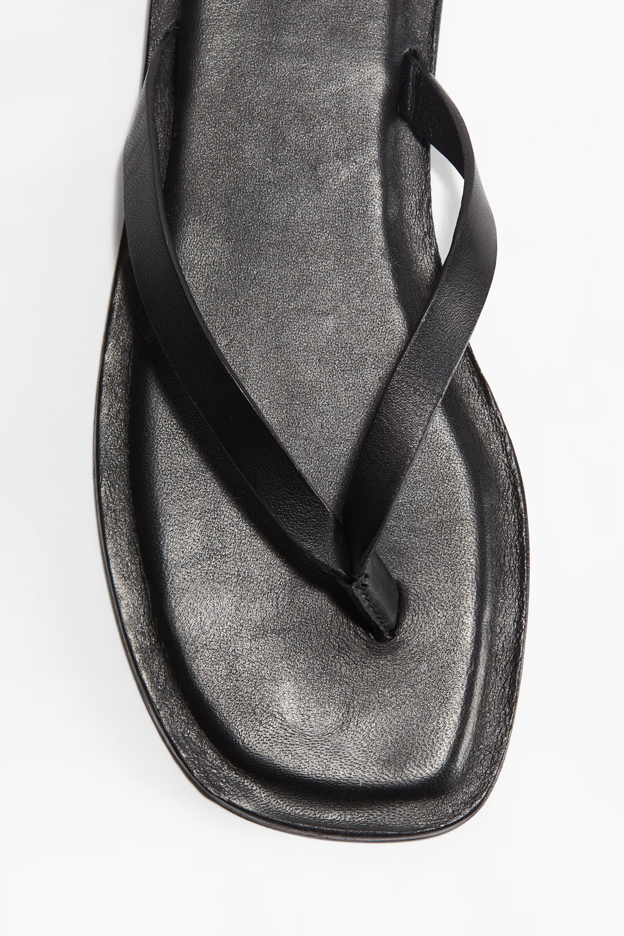 Leather flip-flops | H&M (UK, MY, IN, SG, PH, TW, HK)