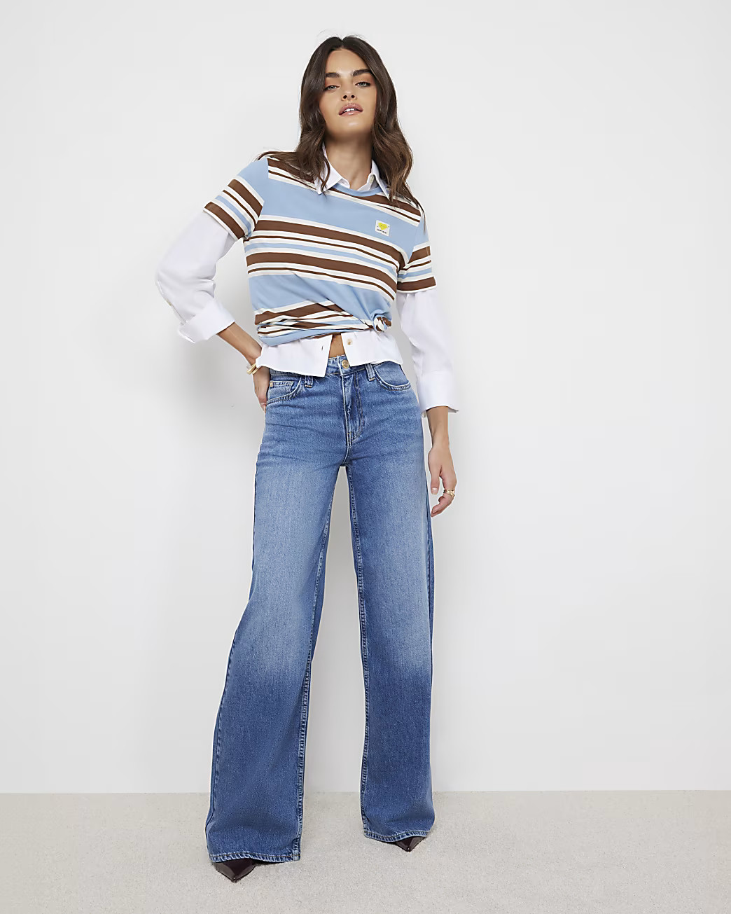 Blue Mid Rise Wide Leg jeans | River Island (UK & IE)