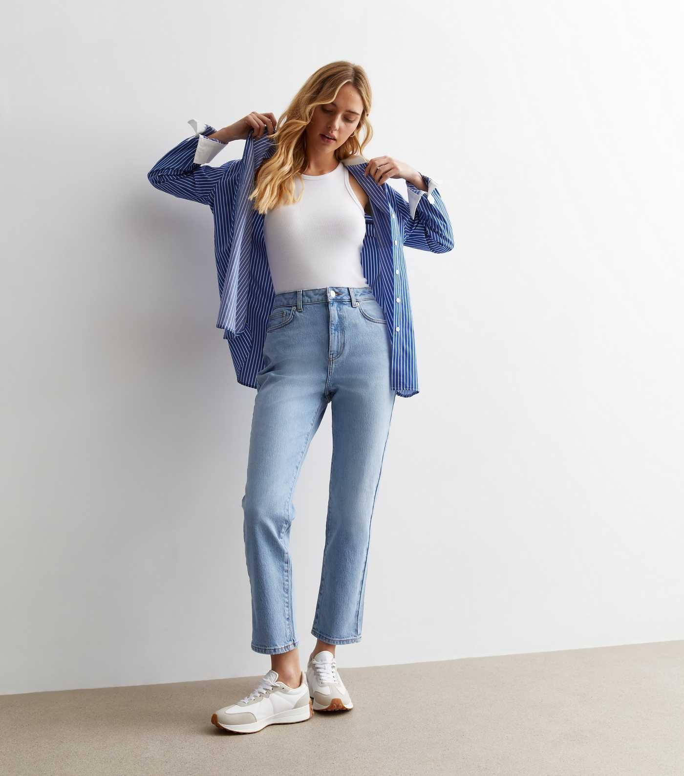 Pale Blue Hannah Straight Leg Jeans | New Look | New Look (UK)