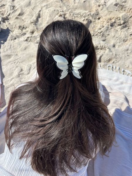 Butterfly hair clip 🤍✨

#LTKGiftGuide #LTKstyletip #LTKtravel