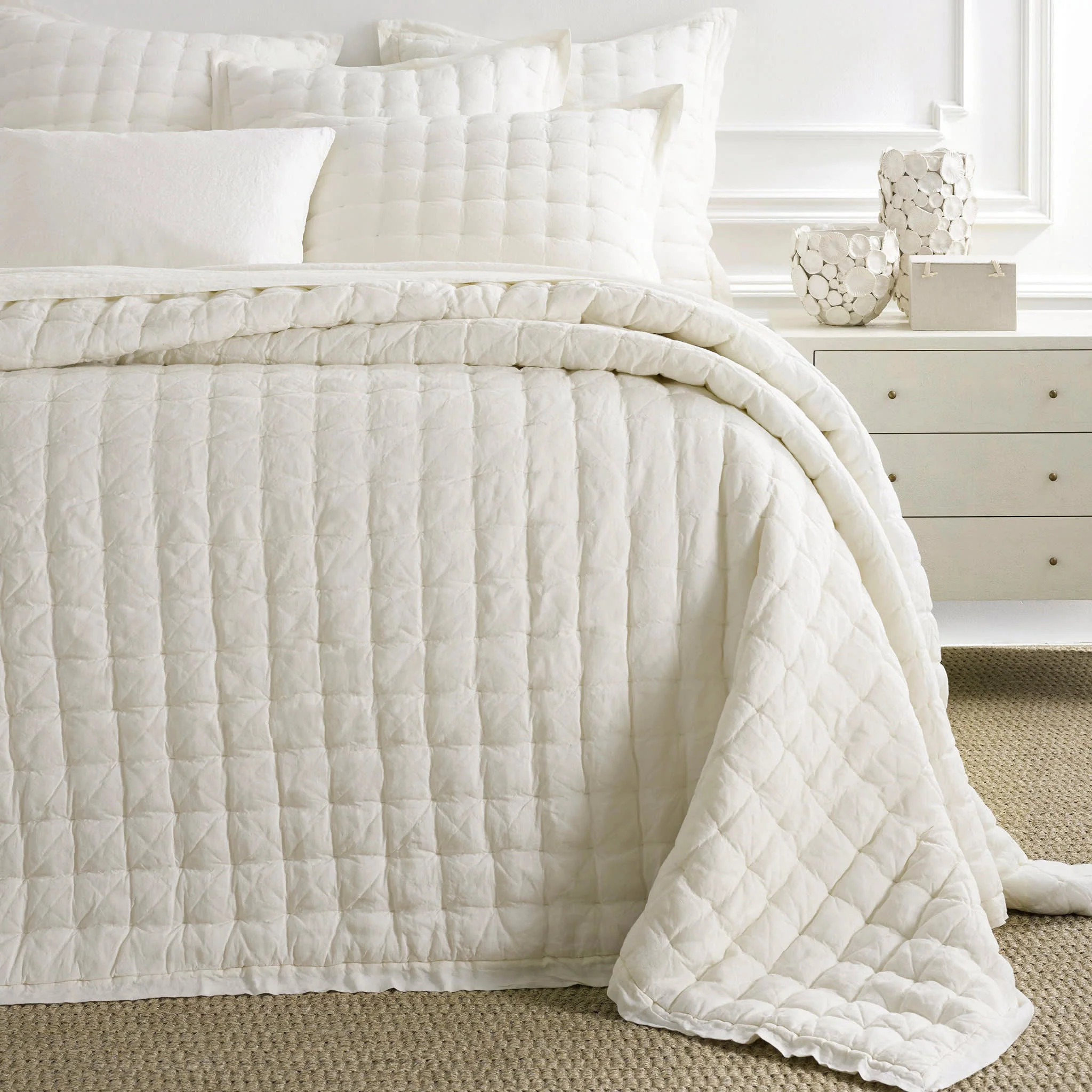 Lush Linen Puff | Annie Selke