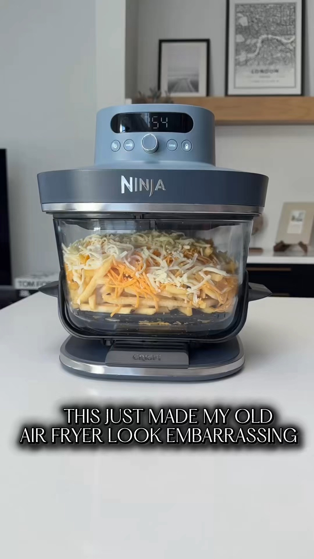 Say KITCHEN HACK and I’ll send you all the links 👩🏻‍🍳

okay but why is this air fryer actually prettier than half the appliances in my kitchen 😭🤍 The girlies who love aesthetic kitchen finds are going to be obsessed with this one.

#amazonfinds #kitchengadgets #airfryer #homefinds #forthegirlies
